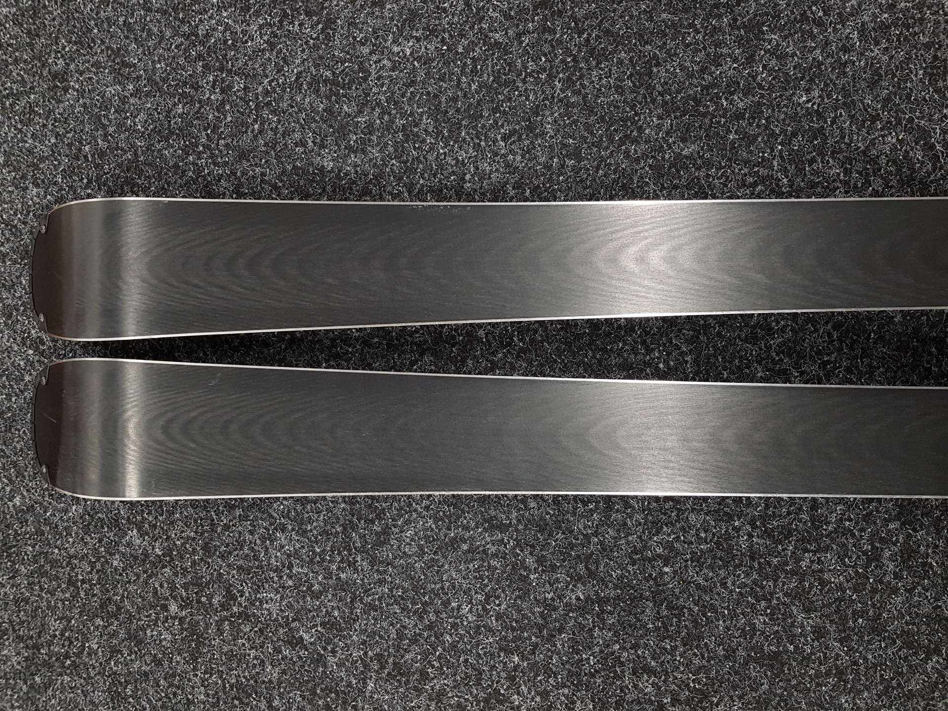 Skis ATOMIC Redster SC d'occasion + fixations Atomic M 10