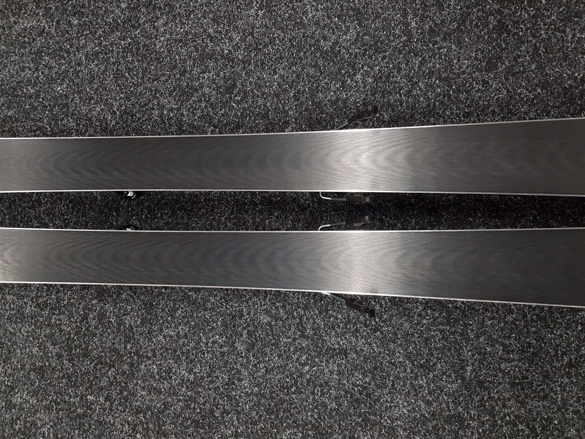 Skis ATOMIC Redster SC d'occasion + fixations Atomic M 10
