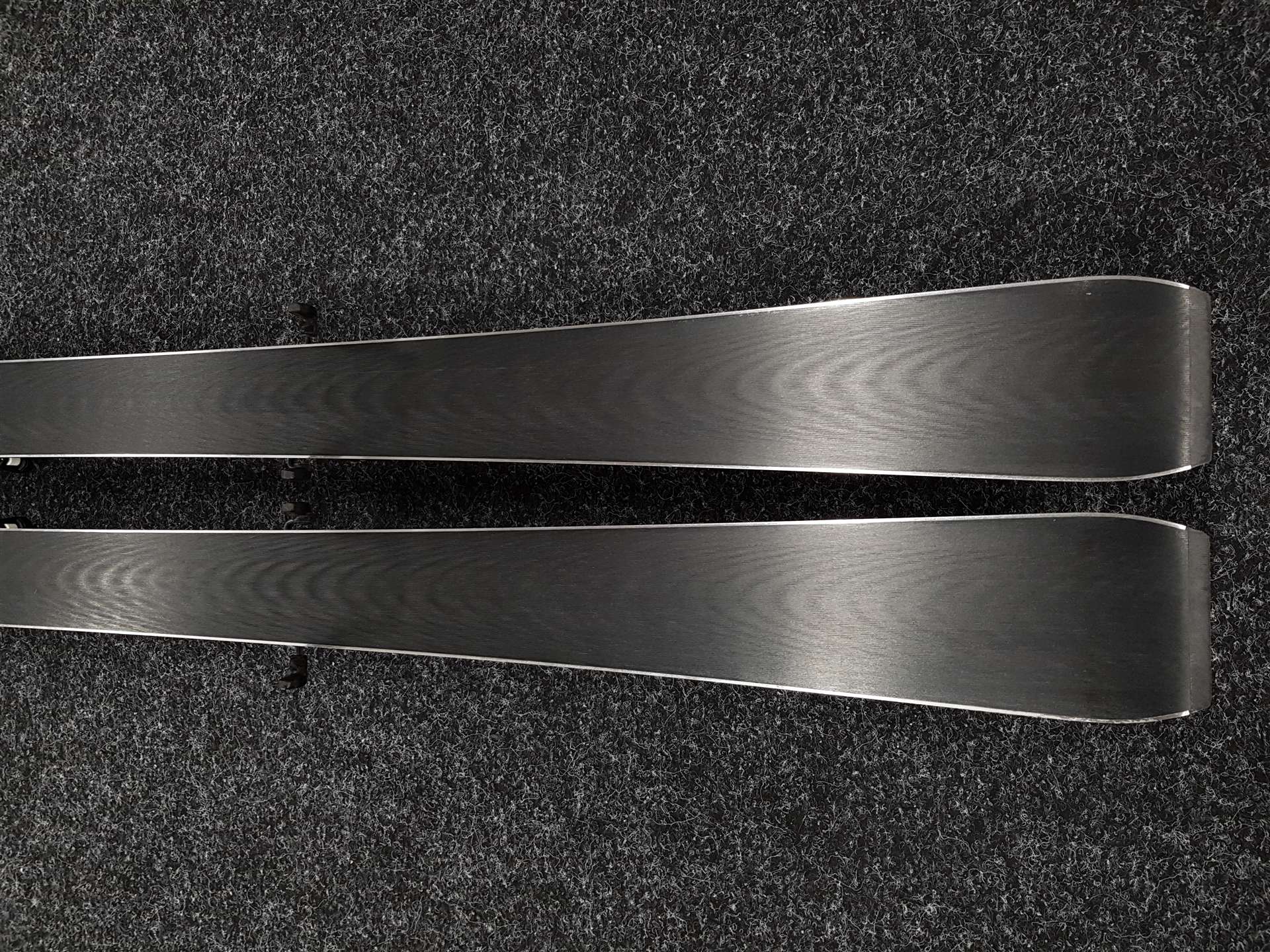 Skis ATOMIC Redster SC d'occasion + fixations Atomic M 10