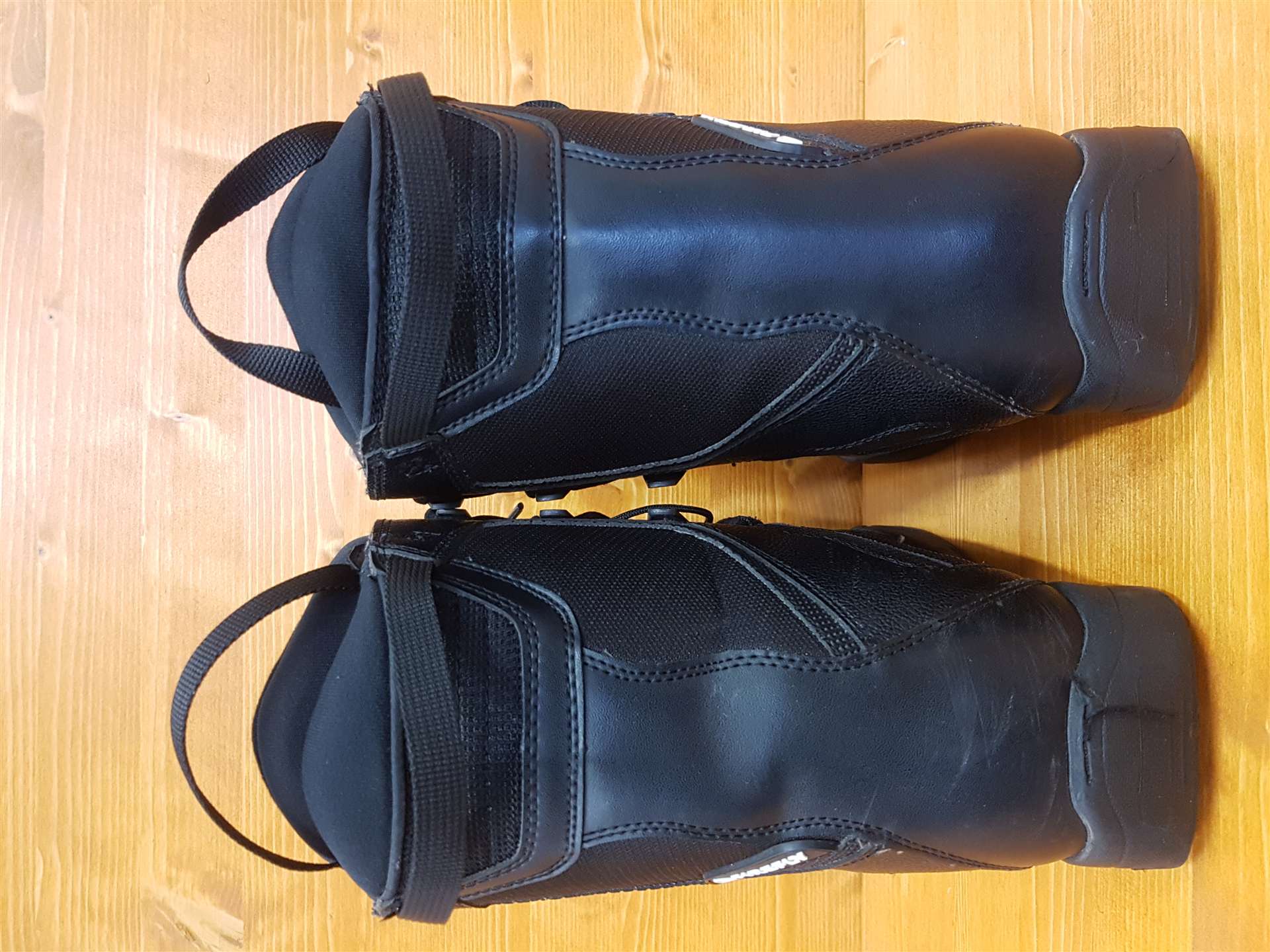 Scarponi da snowboard FITFLLY usati