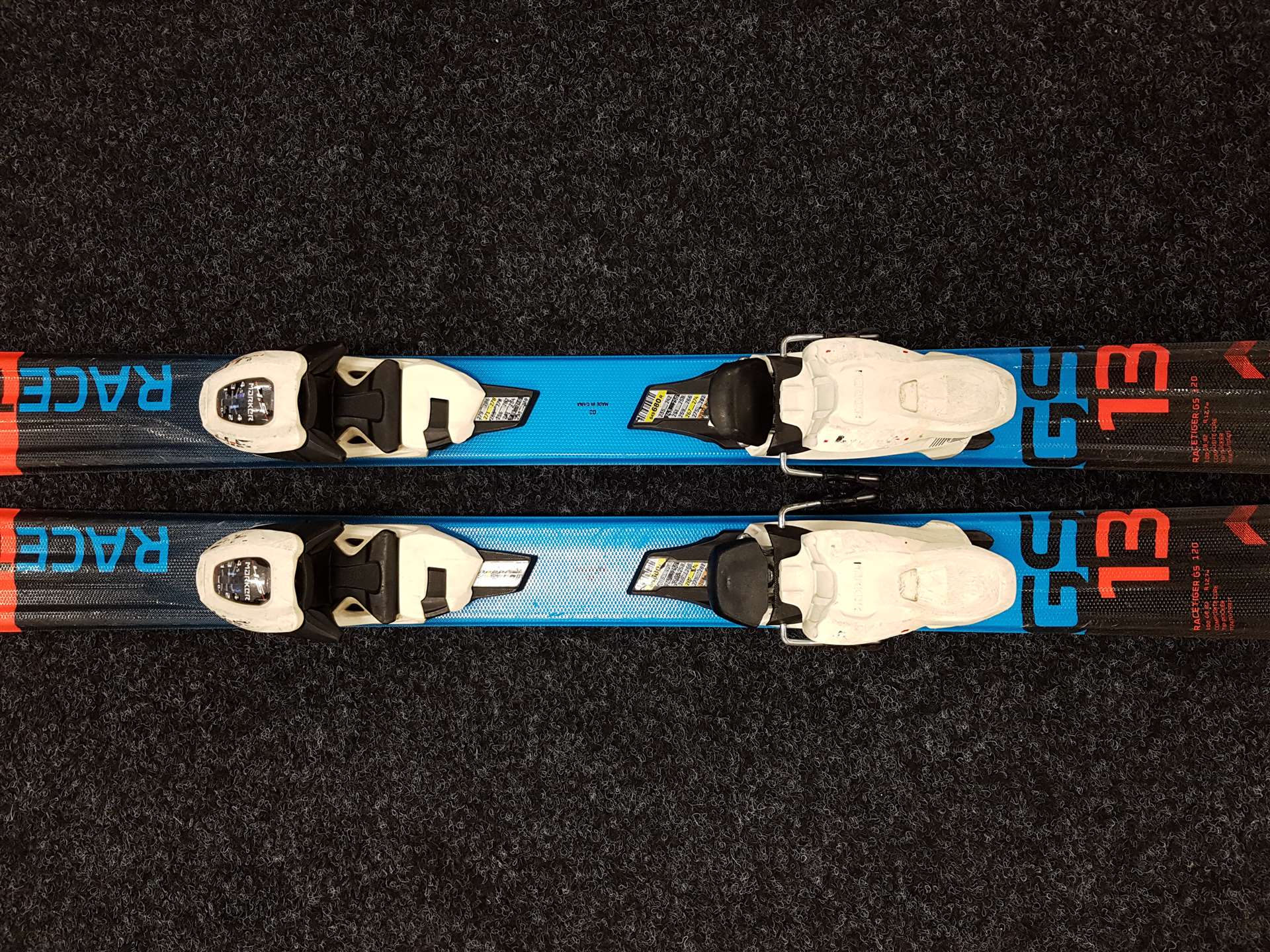 Schiuri VOLKL Racetiger GS13 folosite + legături Marker 4.5