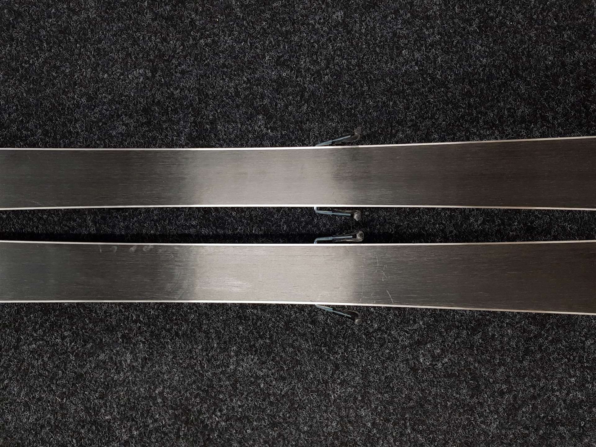 Schiuri VOLKL Racetiger GS13 folosite + legături Marker 4.5