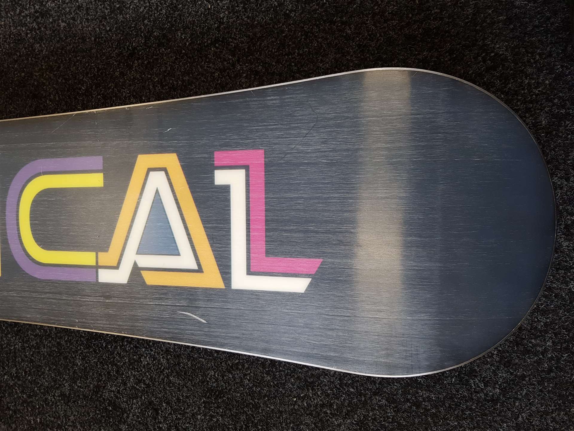 Použitý snowboard RADICAL Rainbow + vázání Salomon velikost S/XS