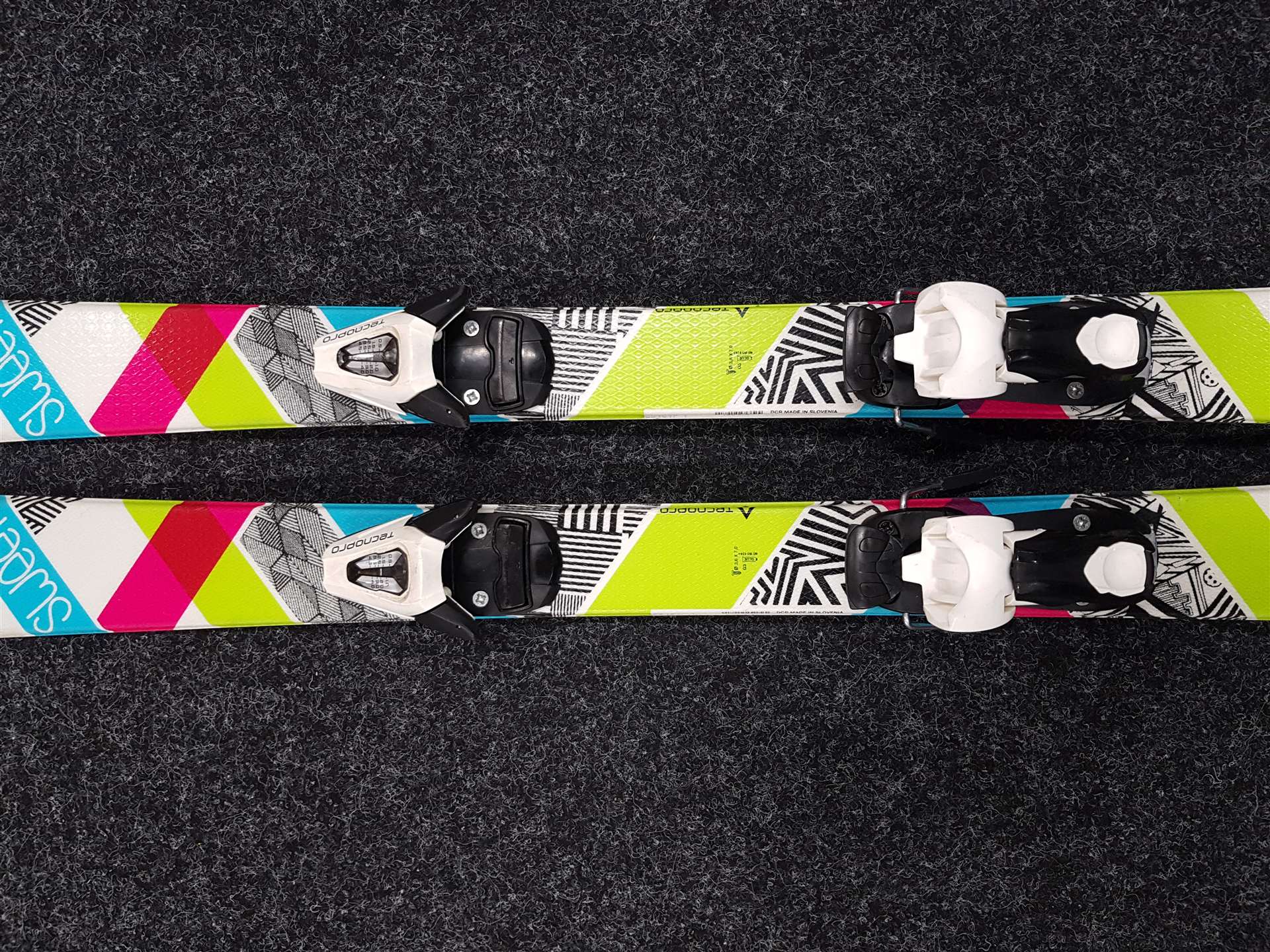 Używane narty dziecięce TECNOPRO Sweety + wiązania Tecnopro TC 4.5