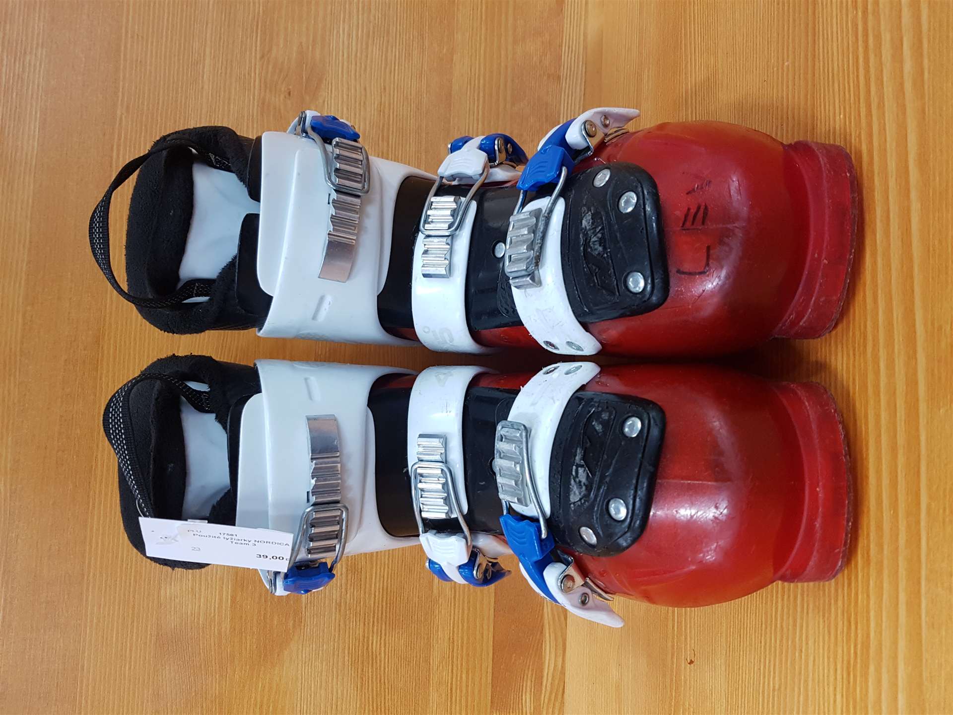 Chaussures de ski usagées NORDICA Team 3