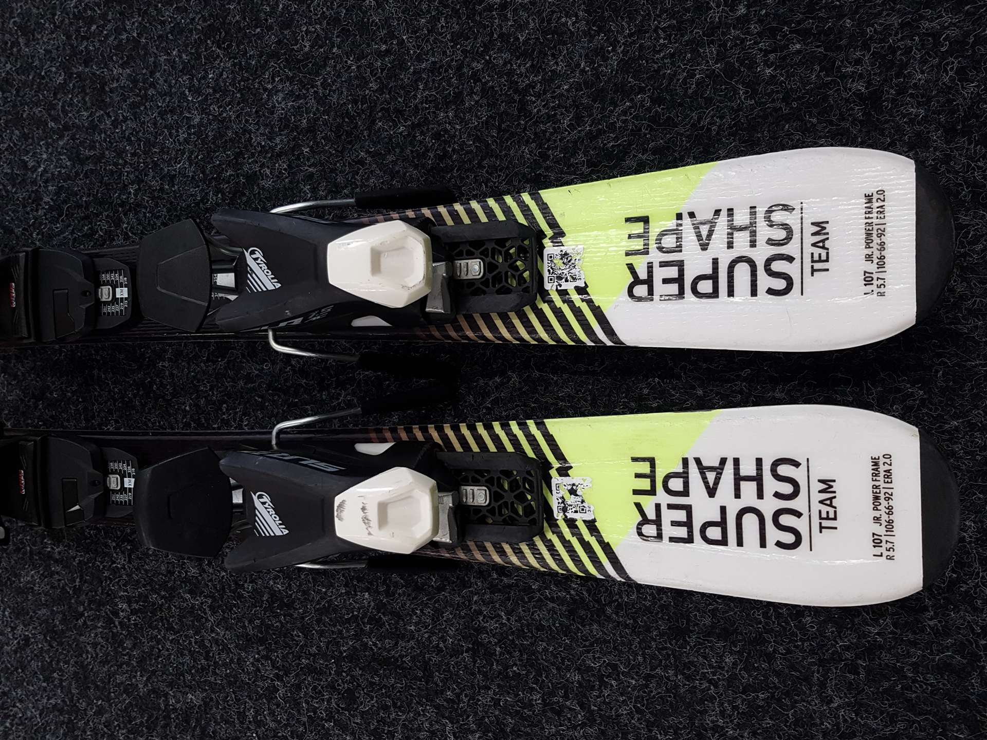 Sci usati HEAD Team Super Shape per bambini + attacchi Tyrolia SLR 7.5