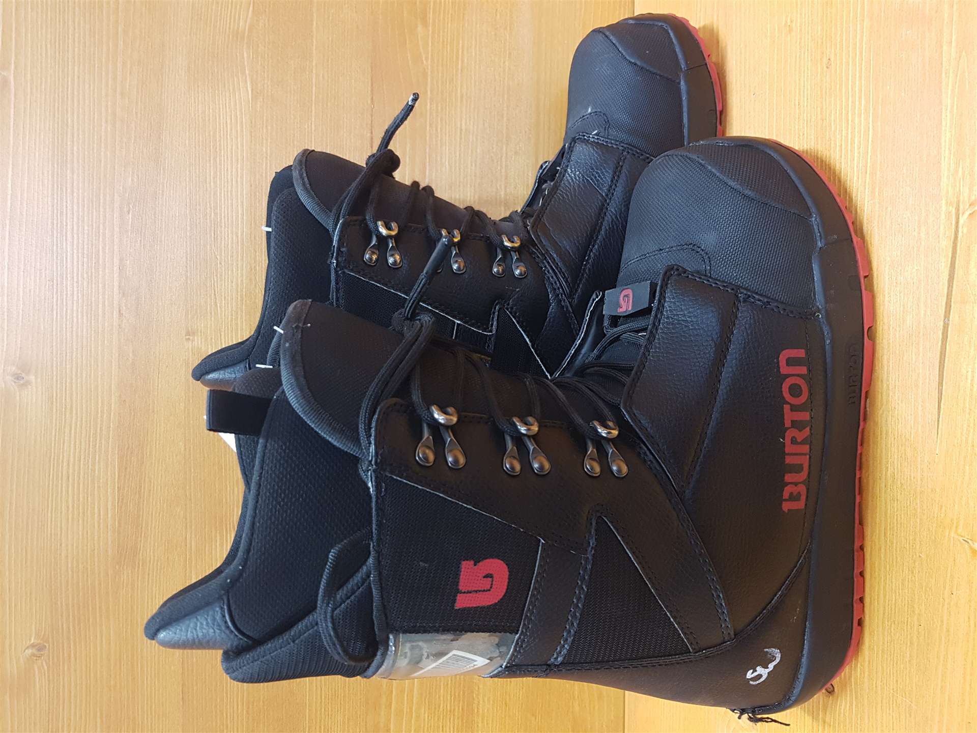 Ghete de snowboard BURTON Progression folosite