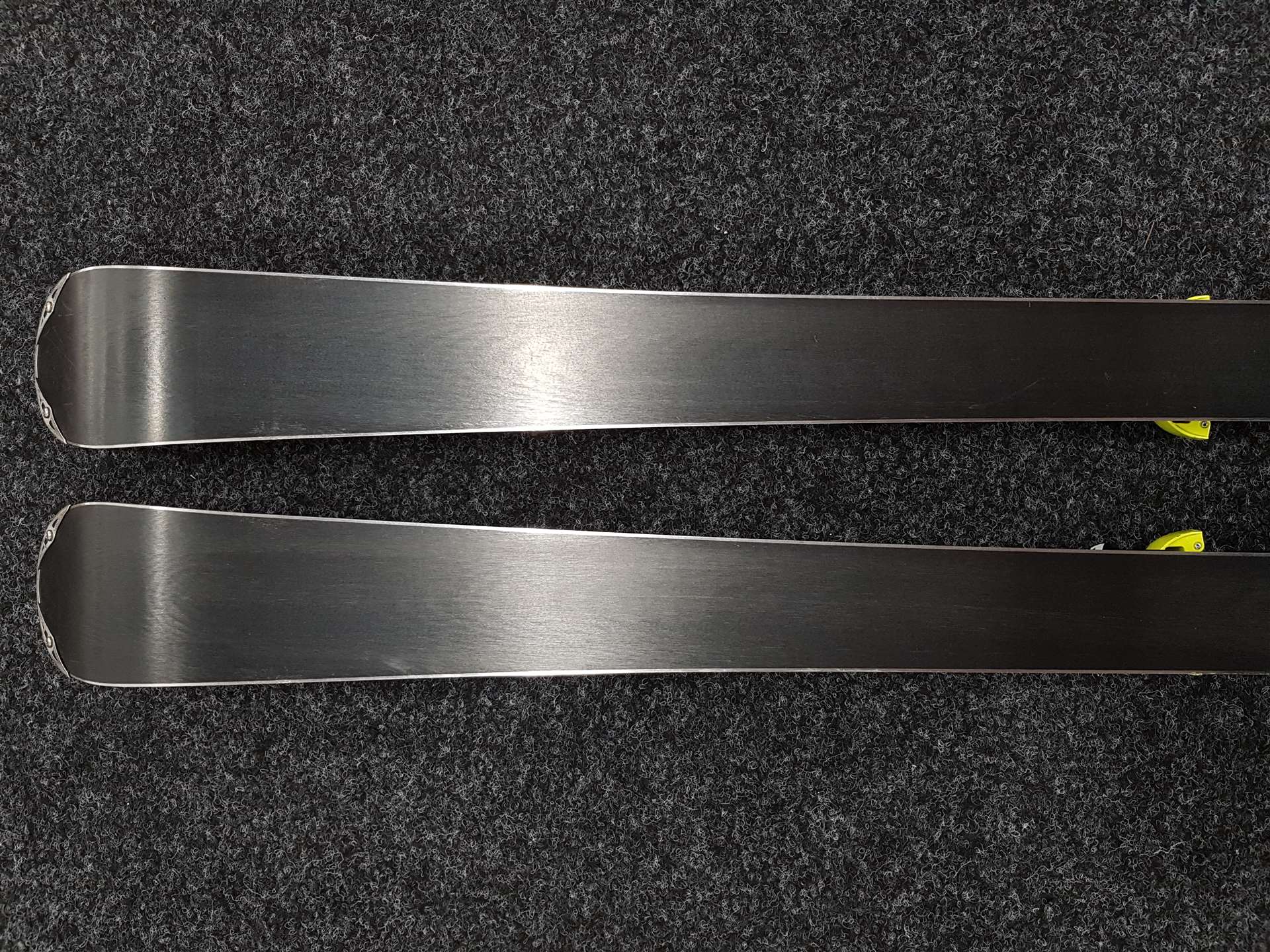 Použité lyže FISCHER Superior SC RC 4 + vázání Fischer RC4 11