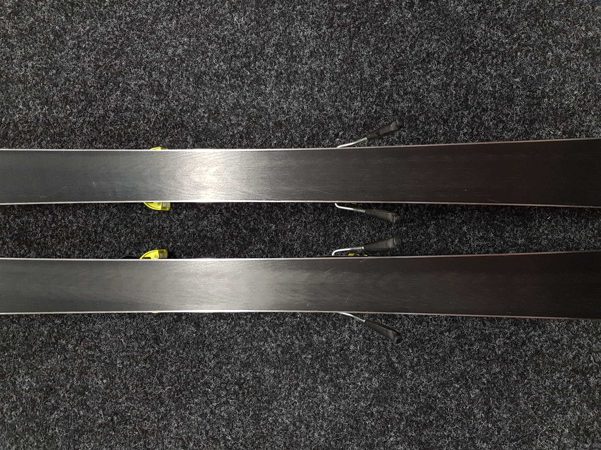 Použité lyže FISCHER Superior SC RC 4 + vázání Fischer RC4 11