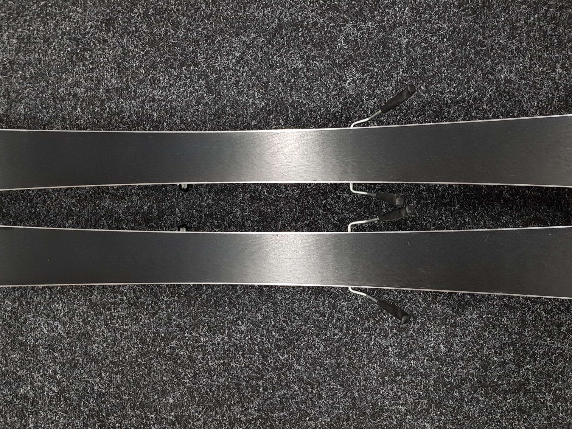Sci usati HEAD Shape 3.0 + attacchi Tyrolia PR 10