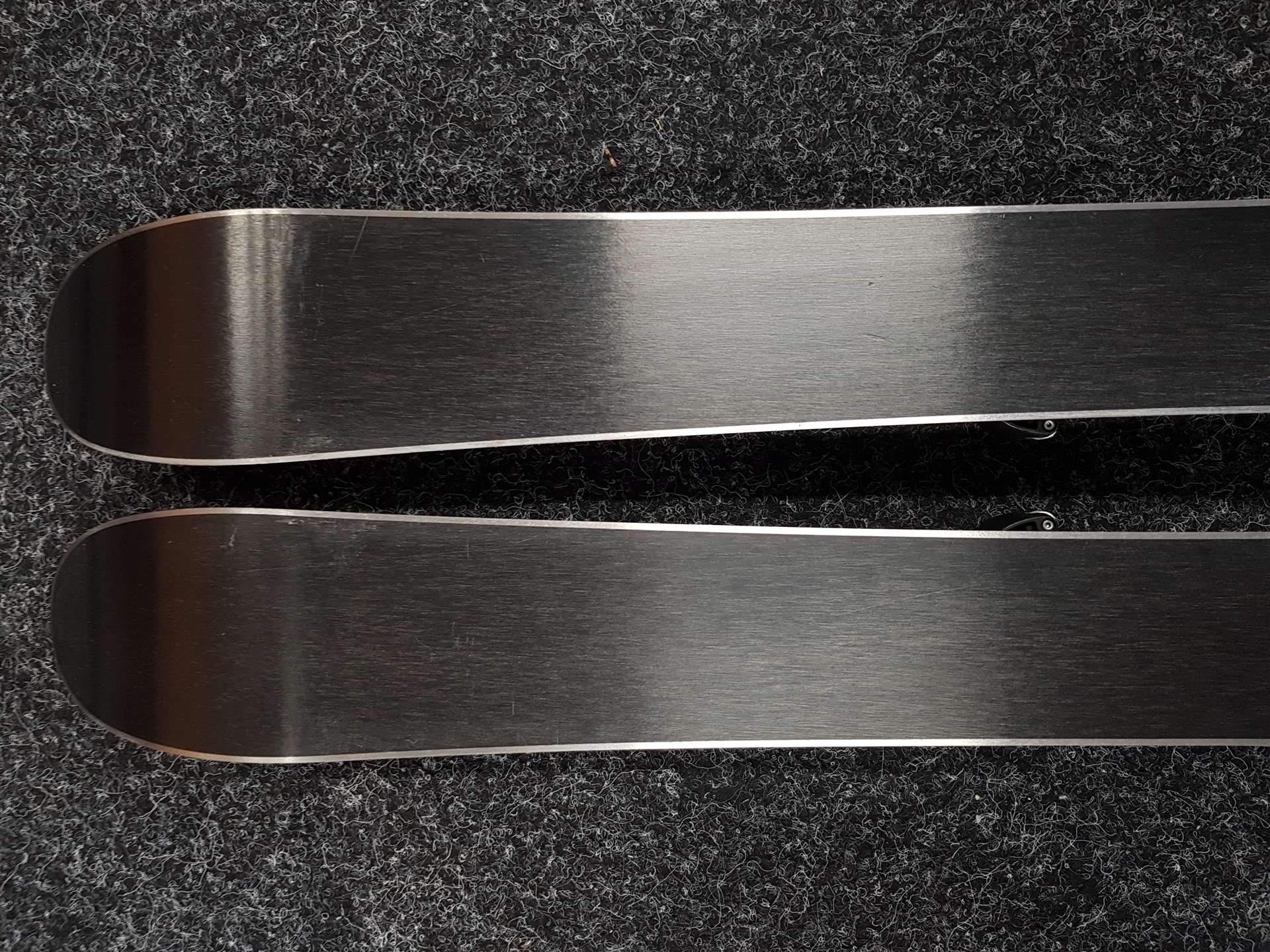 Použité detské lyže HEAD Team + viazanie Head LRX 4,5