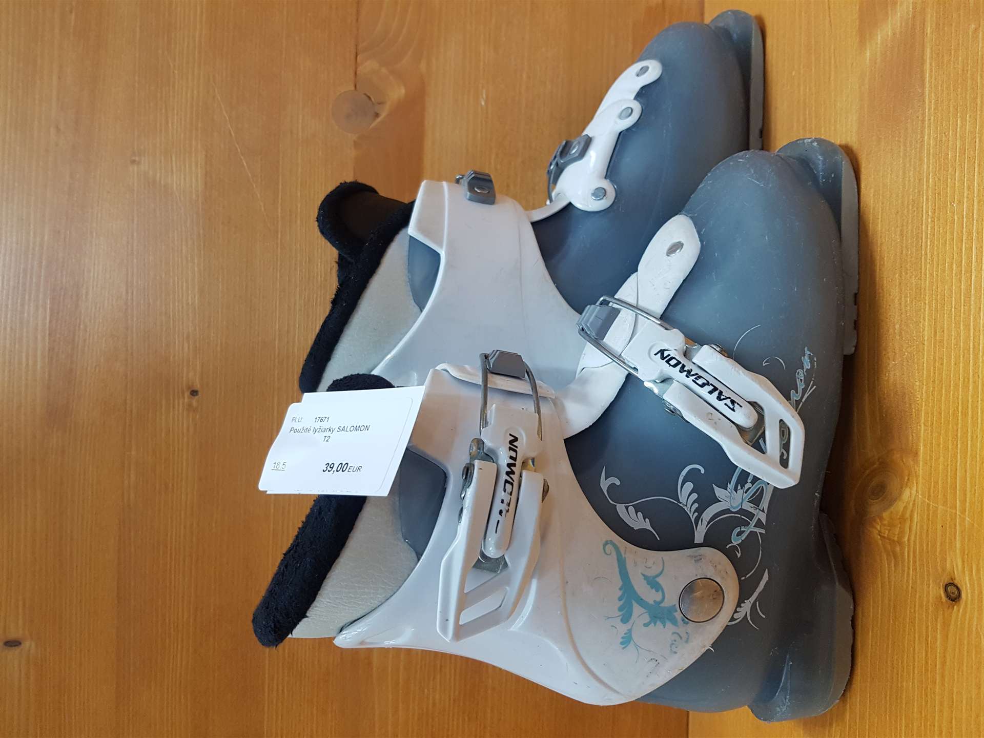 Použité lyžiarky SALOMON T2