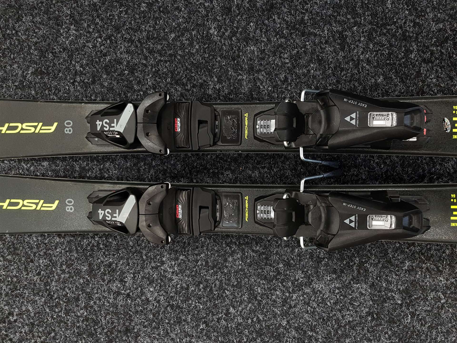Használt FISCHER Race gyermek sílécek + Fischer FS4 kötés