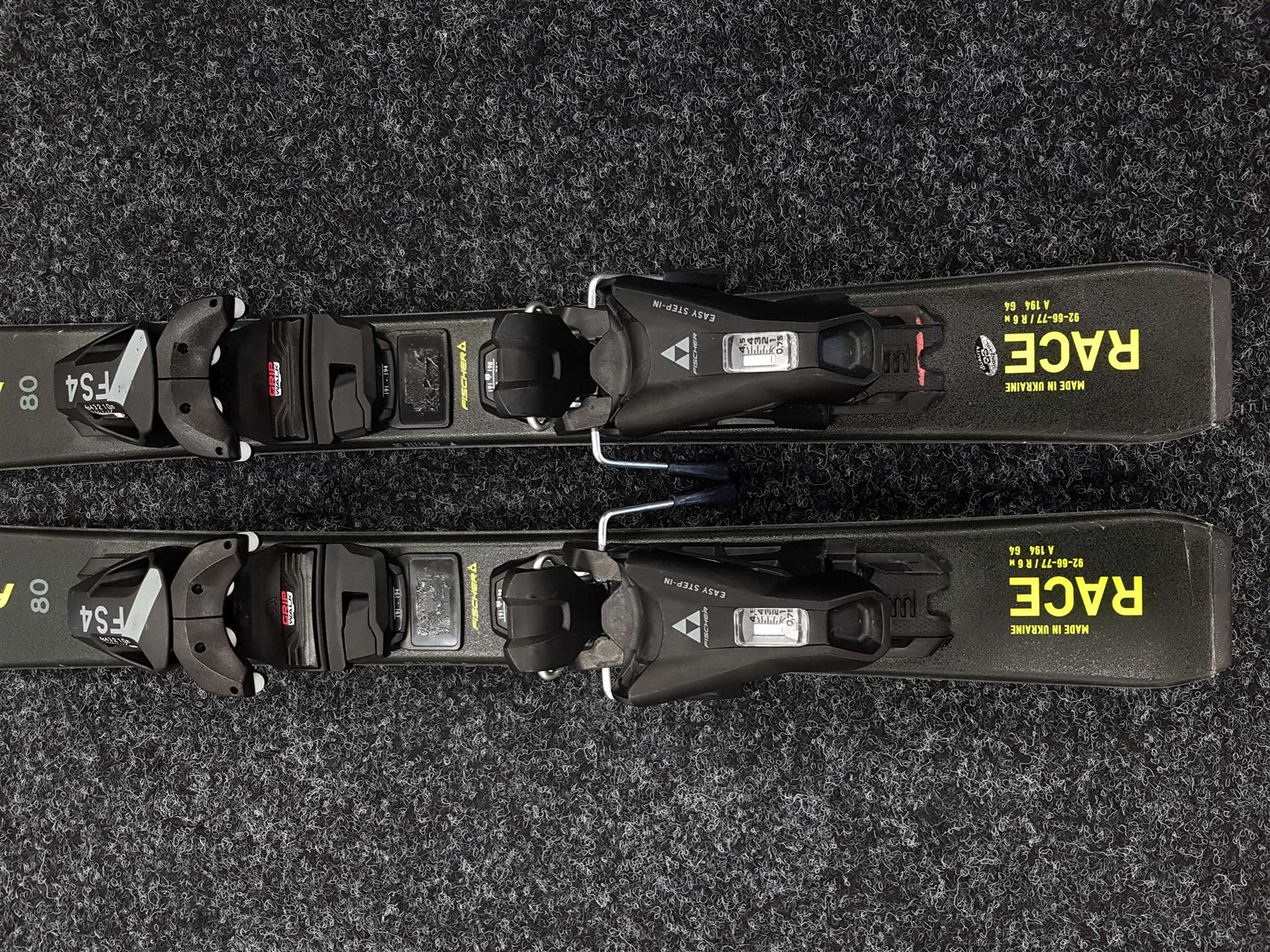 Használt FISCHER Race gyermek sílécek + Fischer FS4 kötés