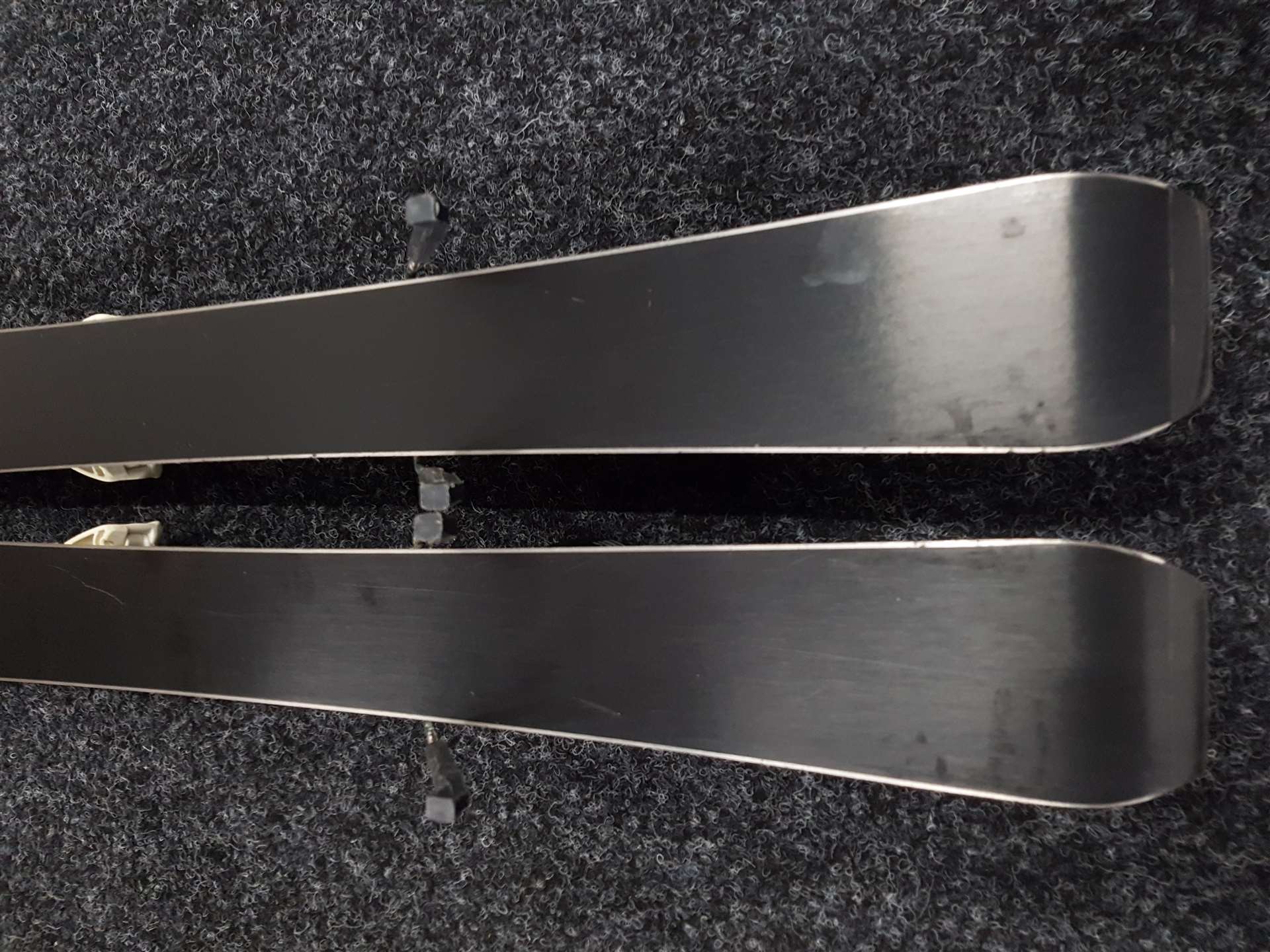 Použité lyže ATOMIC Redster X2  + viazanie Atomic C5 4,5