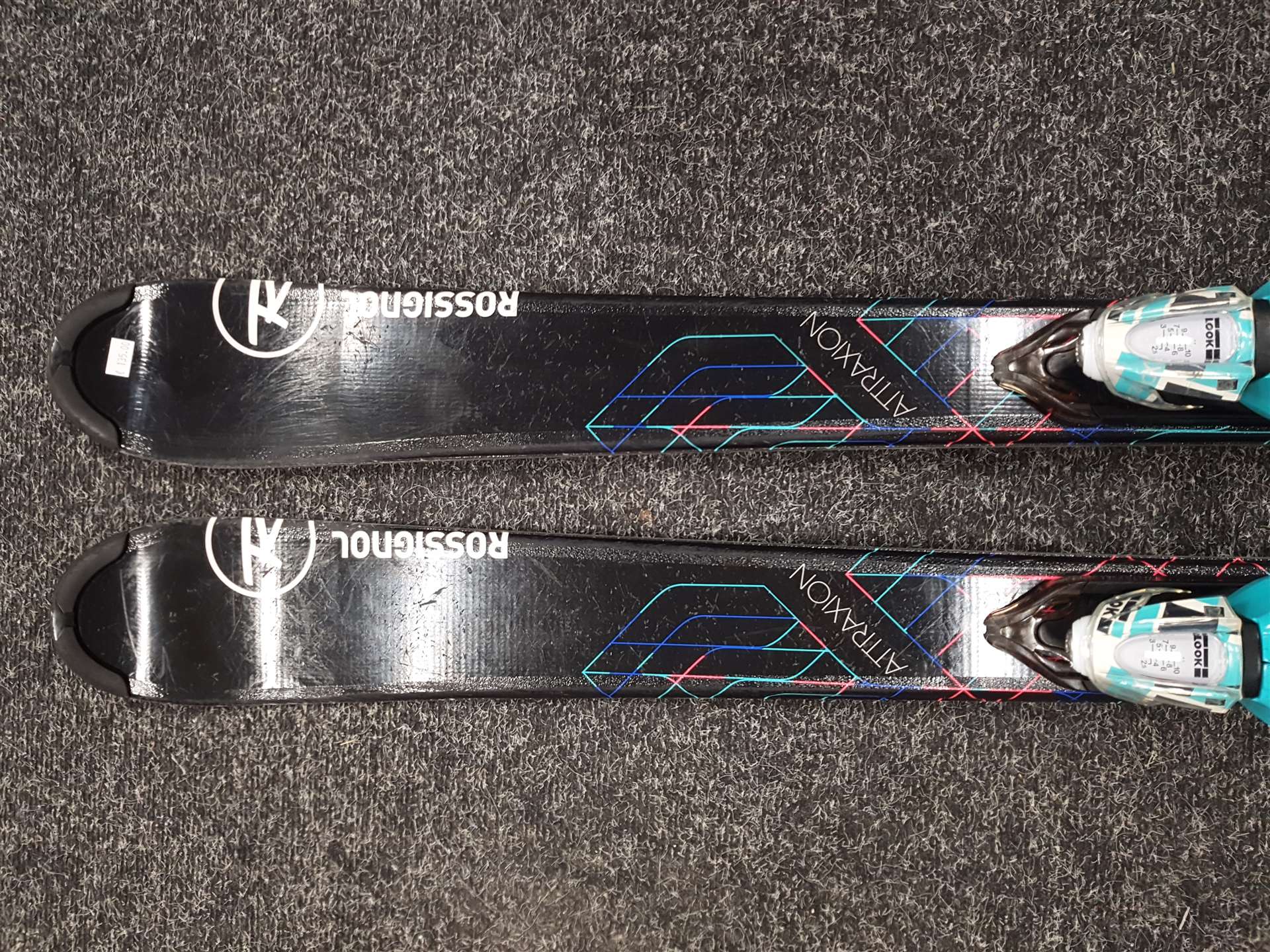 Použité lyže ROSSIGNOL ATRAXION