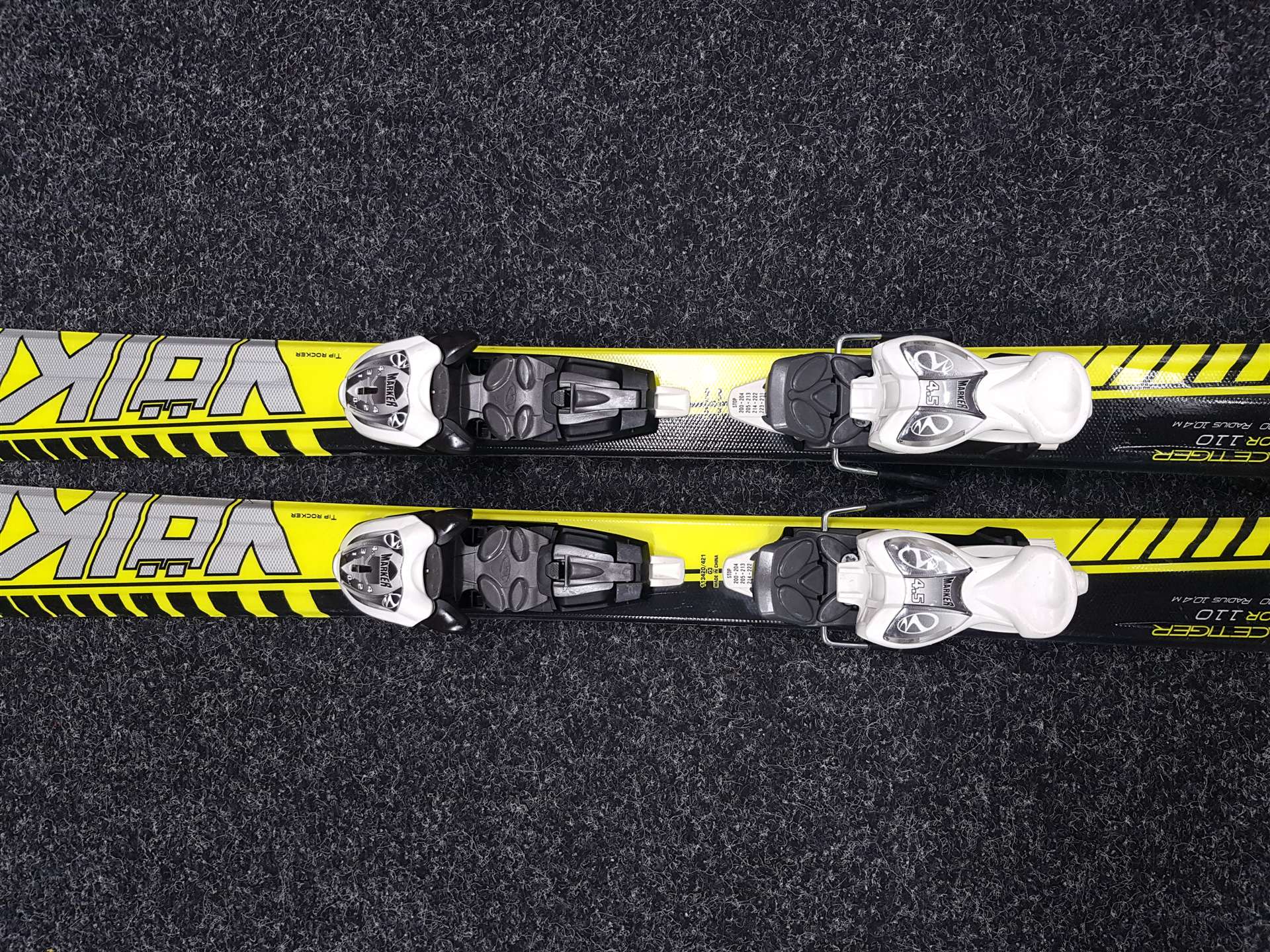 Używane narty dziecięce VOLKL Racetiger Junior SL 110 + wiązania Marker 4.5