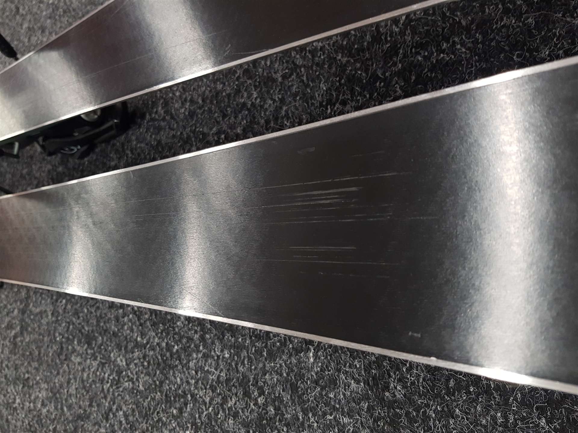 Skis d'occasion ELAN Element 74 + fixations Elan 10