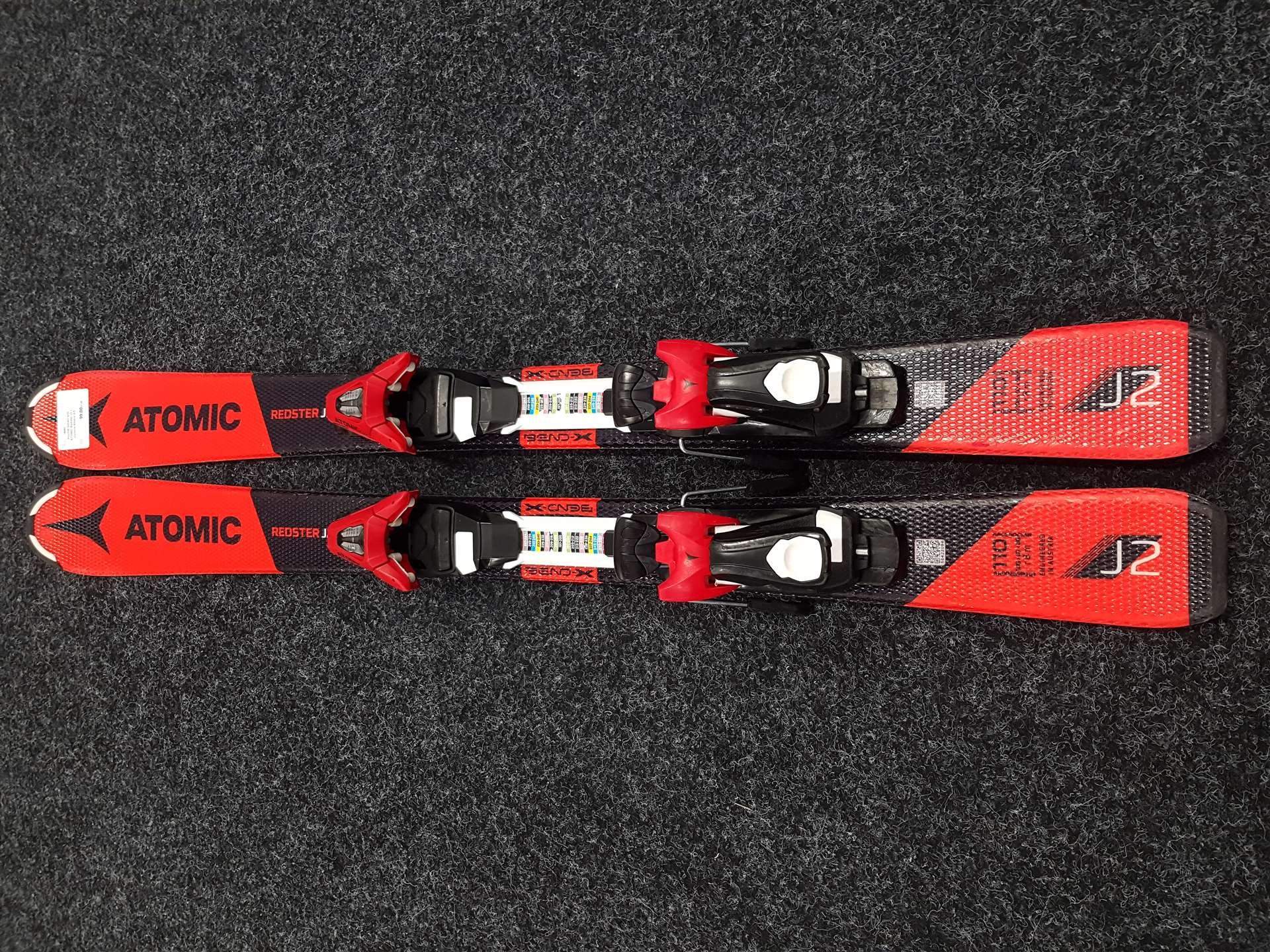 Gebrauchte Kinderski ATOMIC Redster J2 + Atomic 4.5 Bindungen