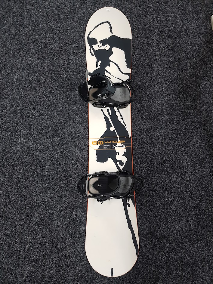 Gebrauchtes Volkl Conquer Snowboard + Drake Bindungen Größe M/L