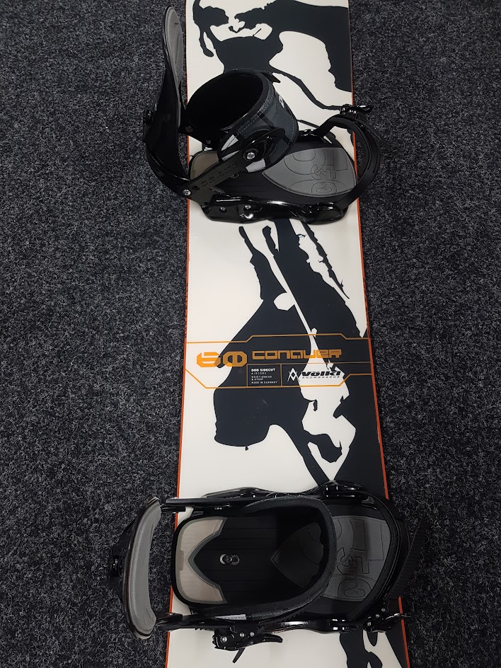 Gebrauchtes Volkl Conquer Snowboard + Drake Bindungen Größe M/L