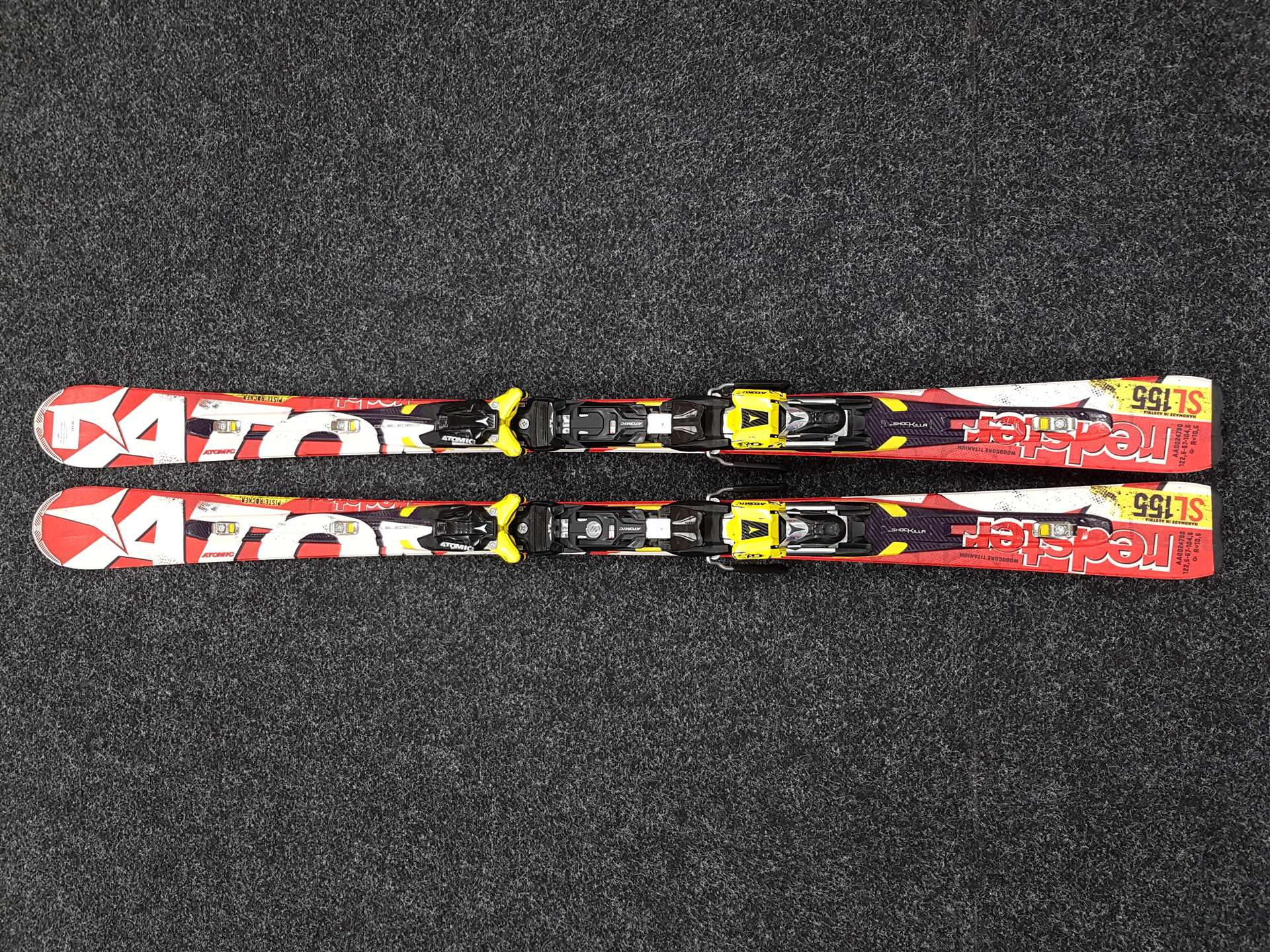 Esquís ATOMIC Redster SL usados + fijaciones Atomic X12