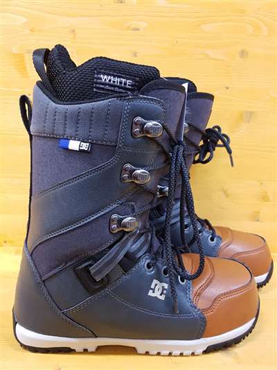 Bottes de snowboard DC Mutiny à prix réduit
