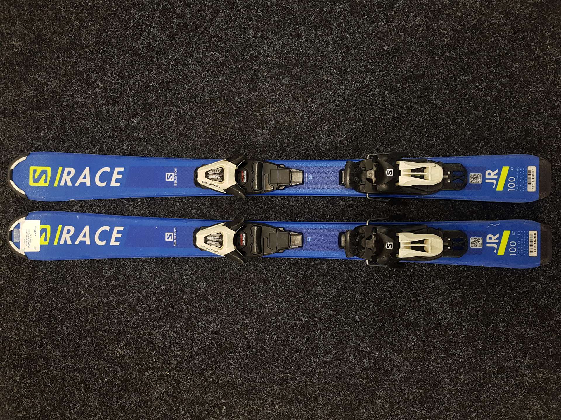 Použité detské lyže SALOMON JR + viazanie Salomon 4,5