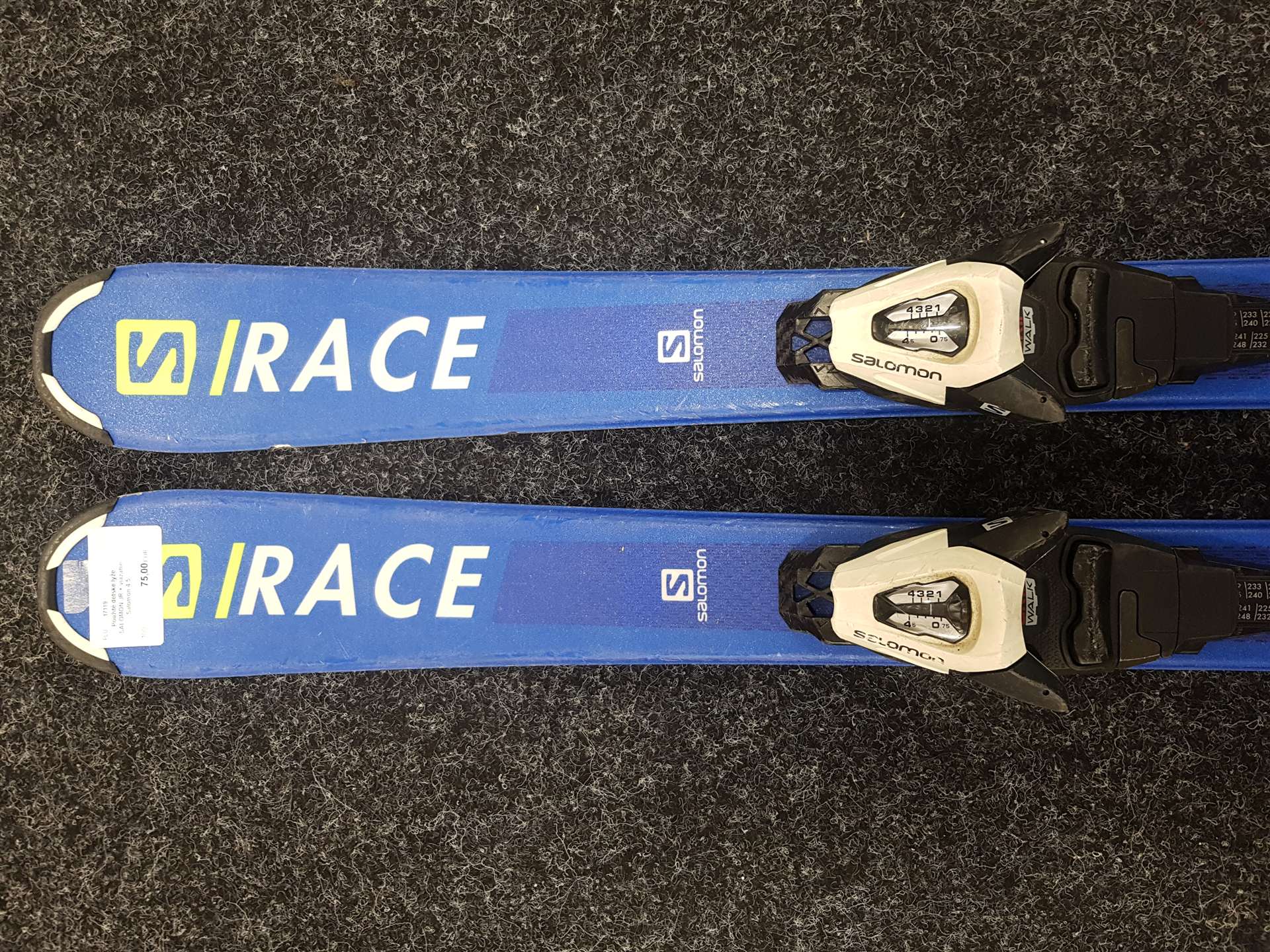 Použité detské lyže SALOMON JR + viazanie Salomon 4,5