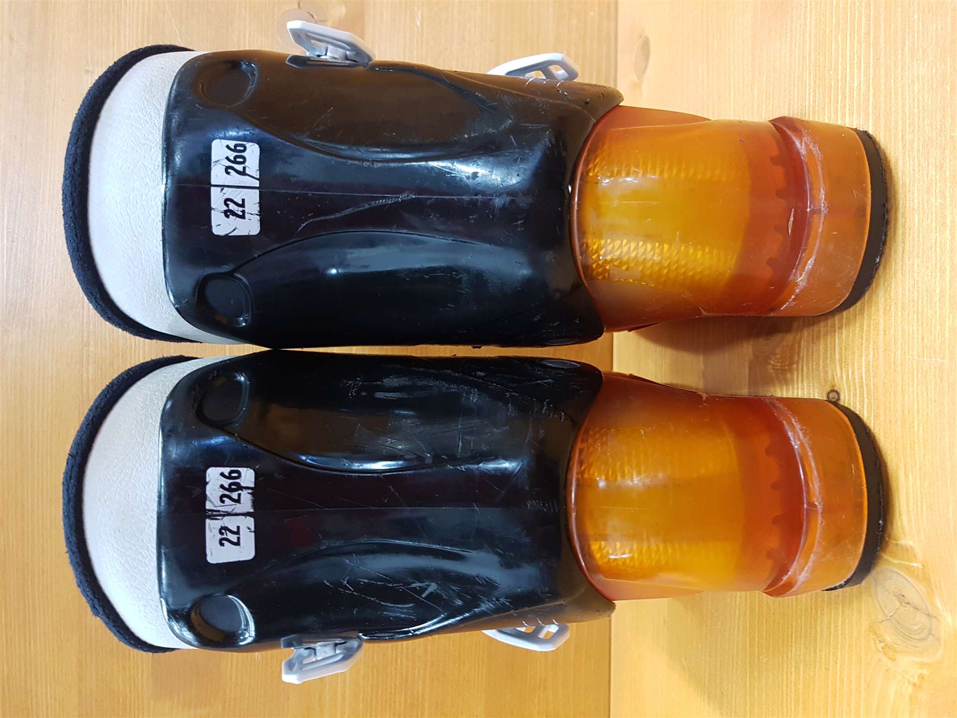 Gebrauchte SALOMON T3 Skischuhe