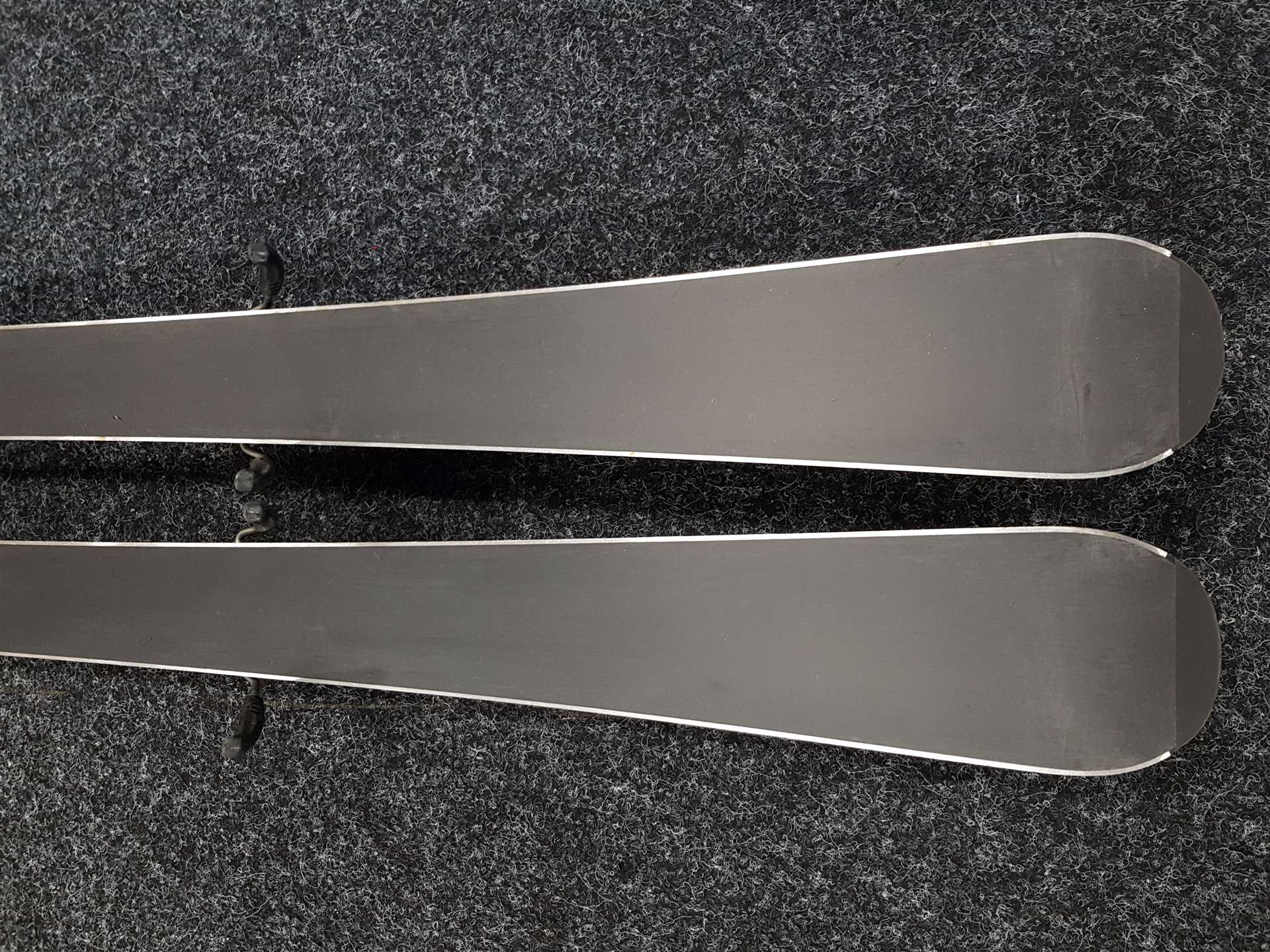 Skis HEAD Era 2.0 d'occasion + fixations Tyrolia SLR 7.5