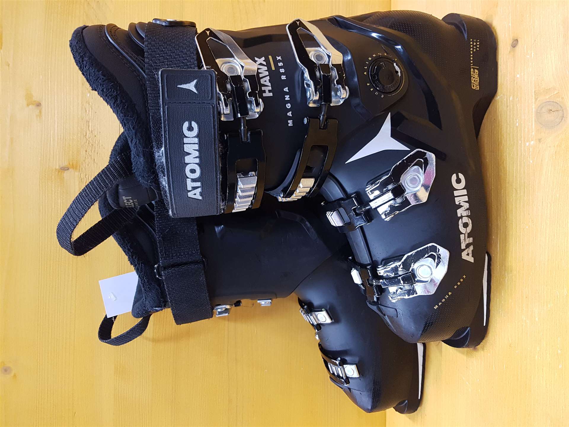 Atomic Hawx Magna R85X Schnäppchen-Skischuhe