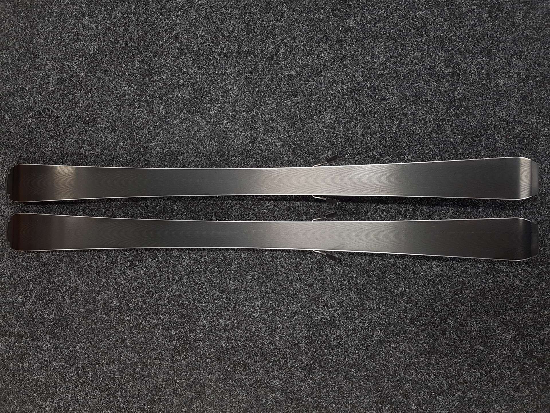 Gebrauchte SPORTEN Street 140 Ski + Tyrolia SLR 7.5 Bindungen