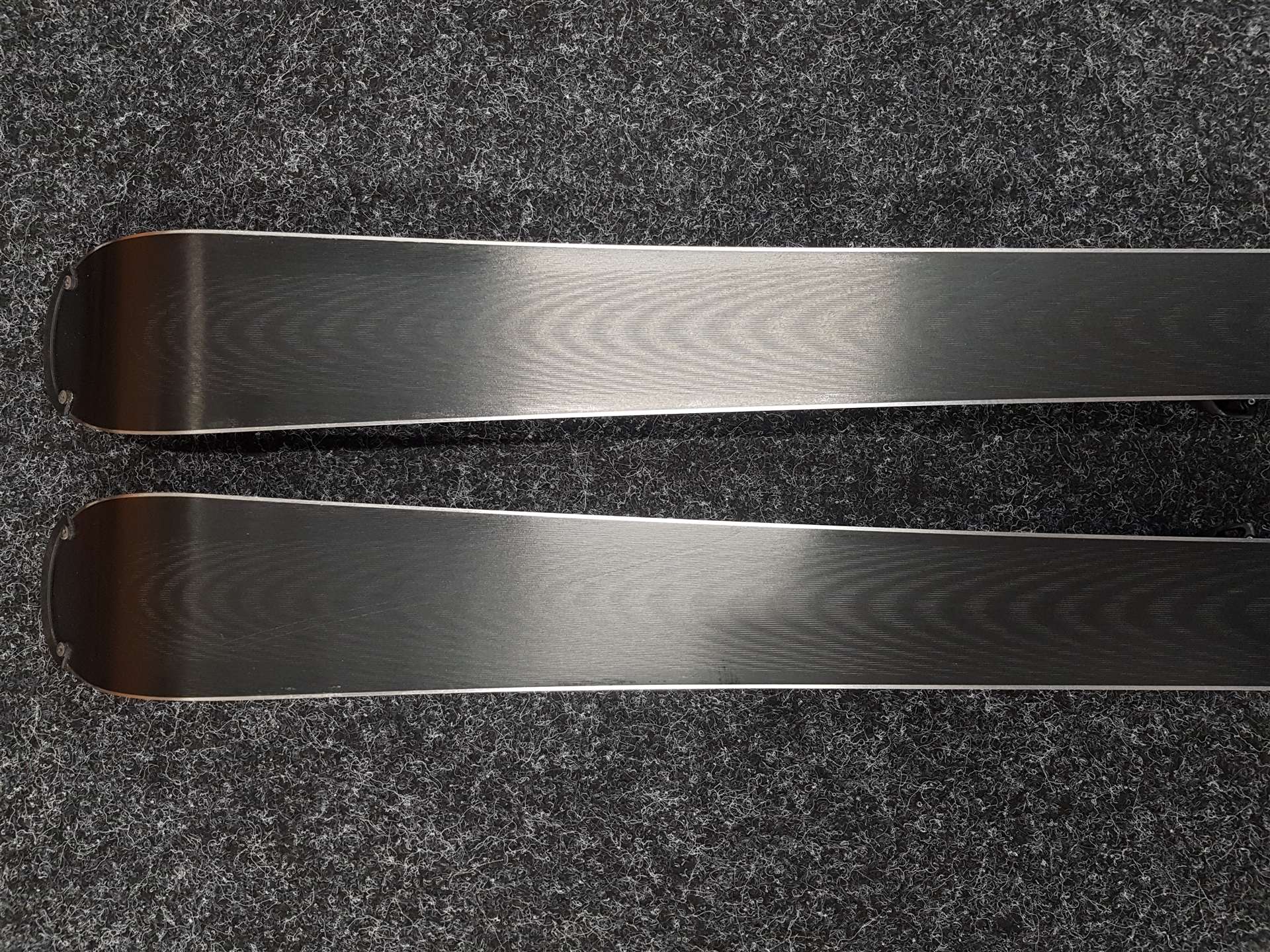 Gebrauchte SPORTEN Street 140 Ski + Tyrolia SLR 7.5 Bindungen