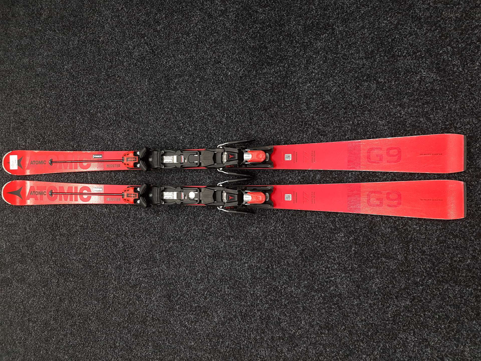 Sci ATOMIC Redster G9 usati + attacchi Atomic X12