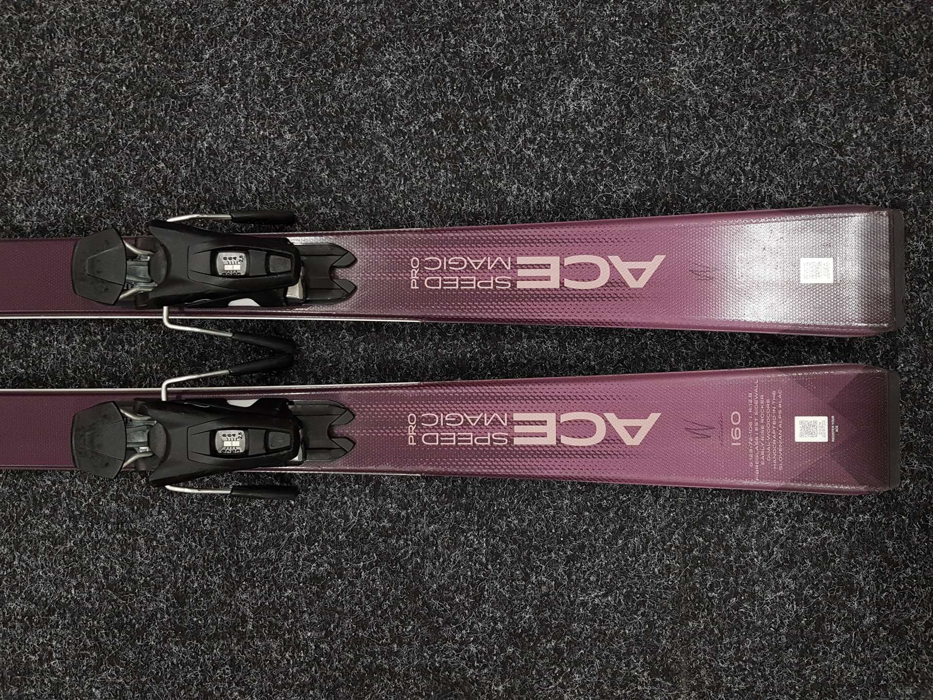 Esquís usados ELAN Ace Speed Magic Pro + fijaciones Elan EL 9