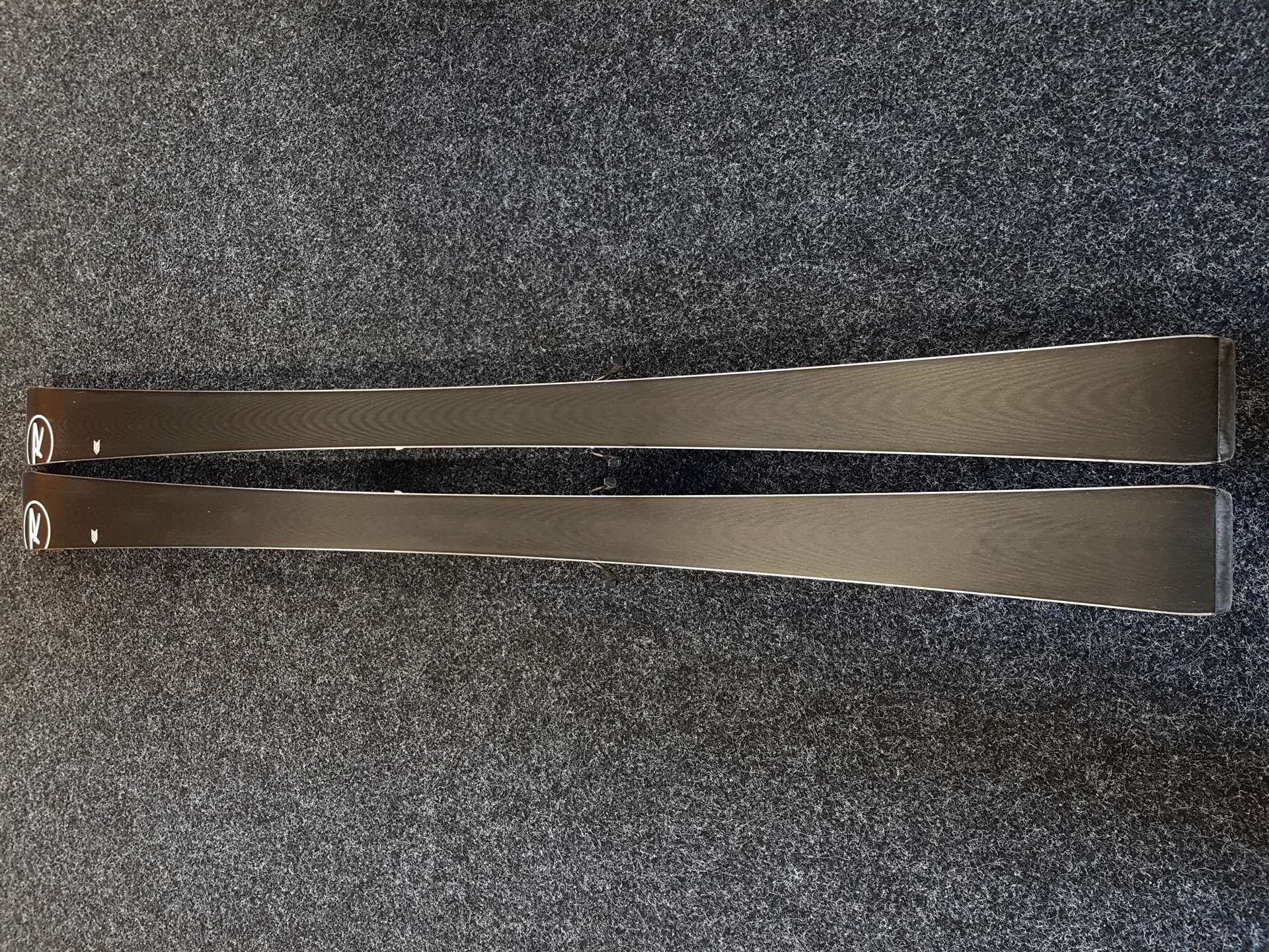 Sci ROSSIGNOL Pursuit 14 usati + attacchi Rossignol 11.0