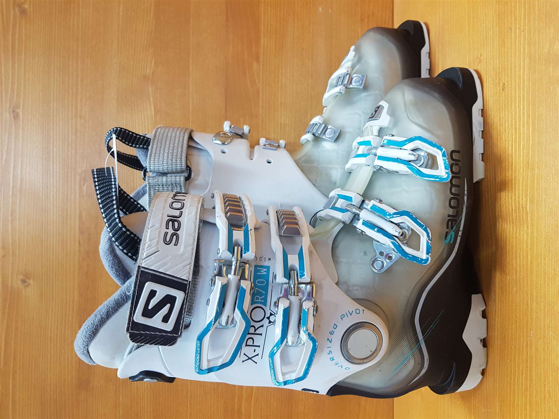 Używane buty narciarskie SALOMON X-PRO R70 W