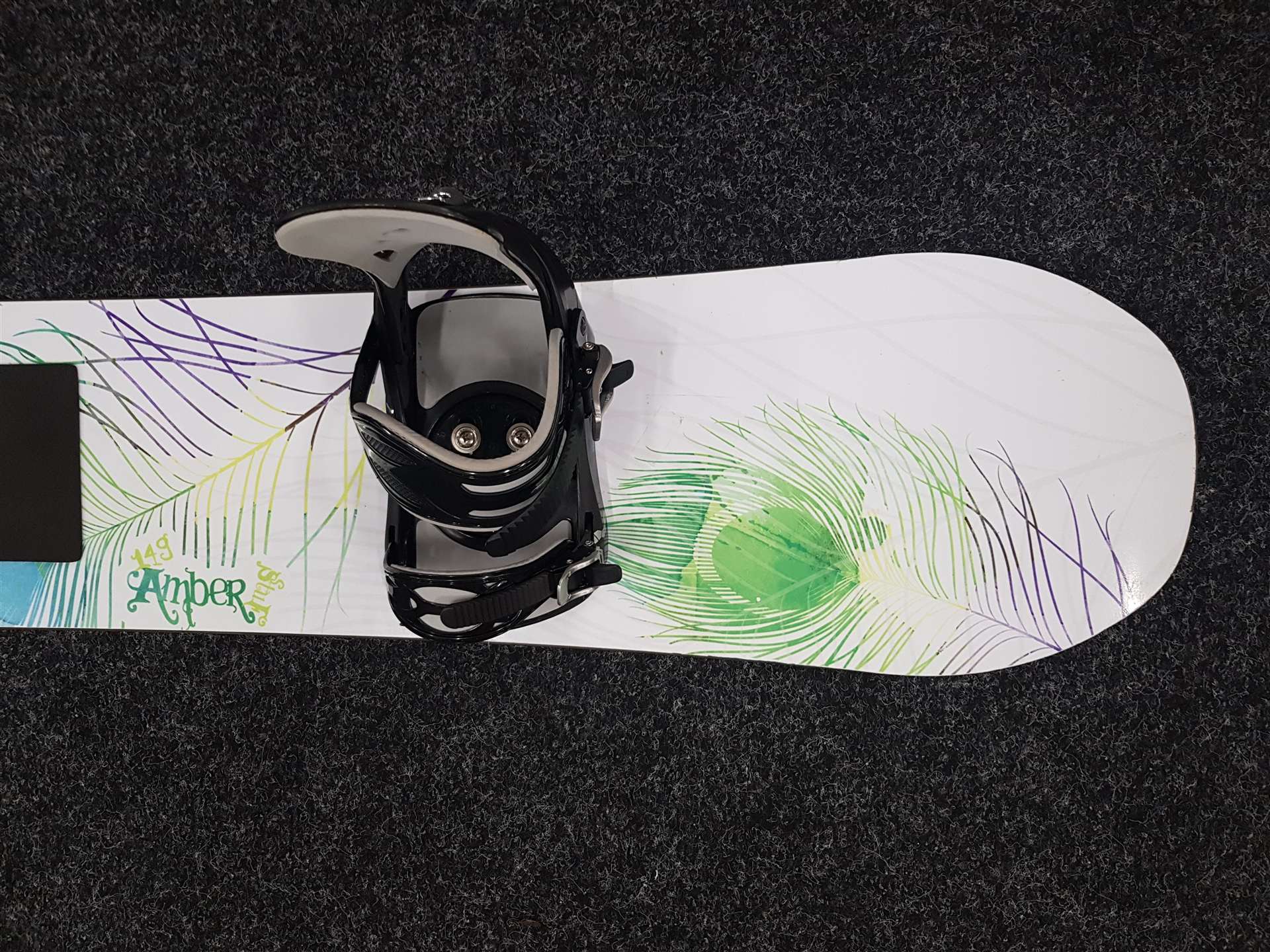Gebrauchtes Snowboard STUF Amber + Morrow Bindungen Größe S/M