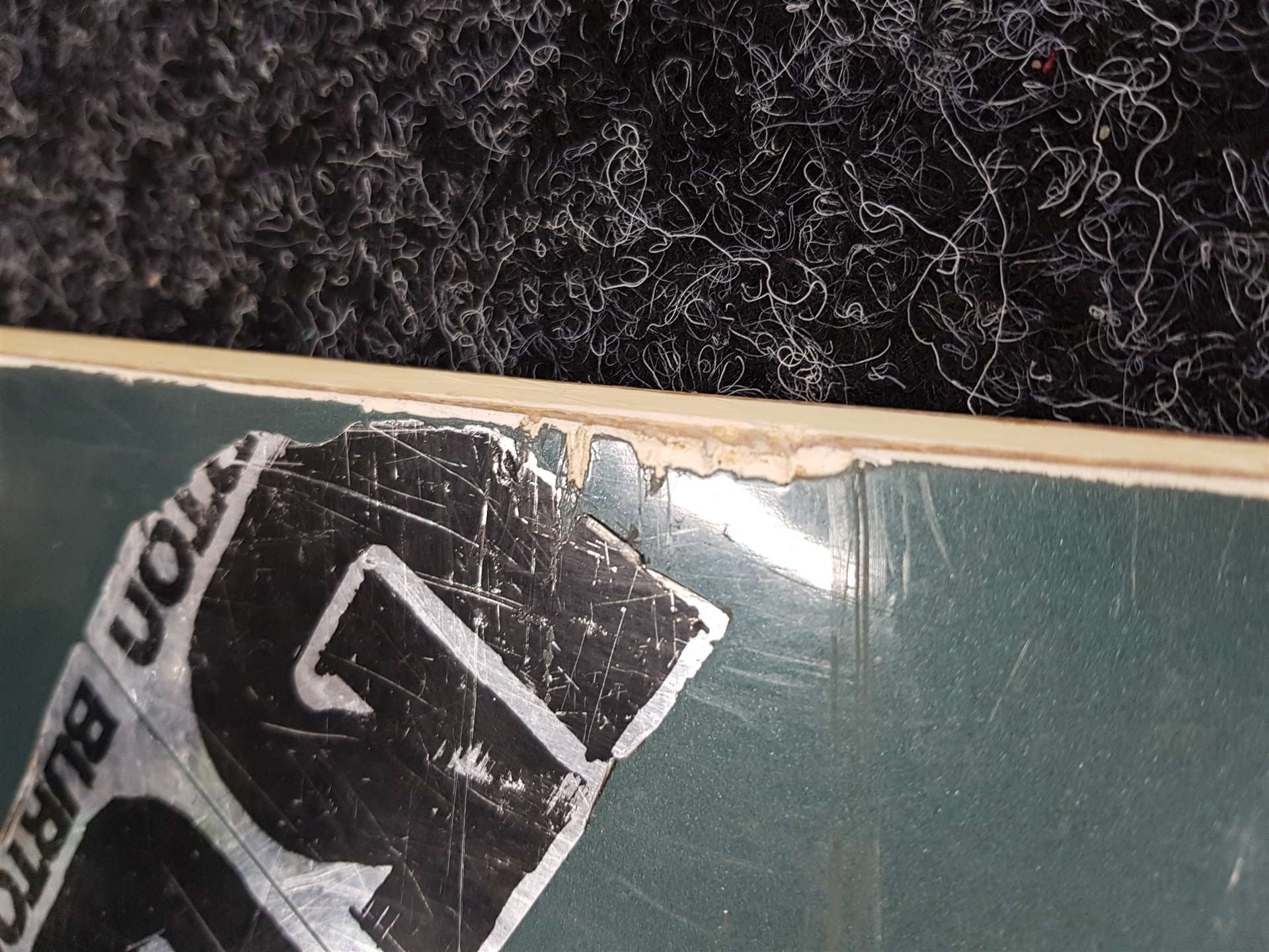 Używana deska snowboardowa BURTON Custom + wiązania Volkl rozmiar L