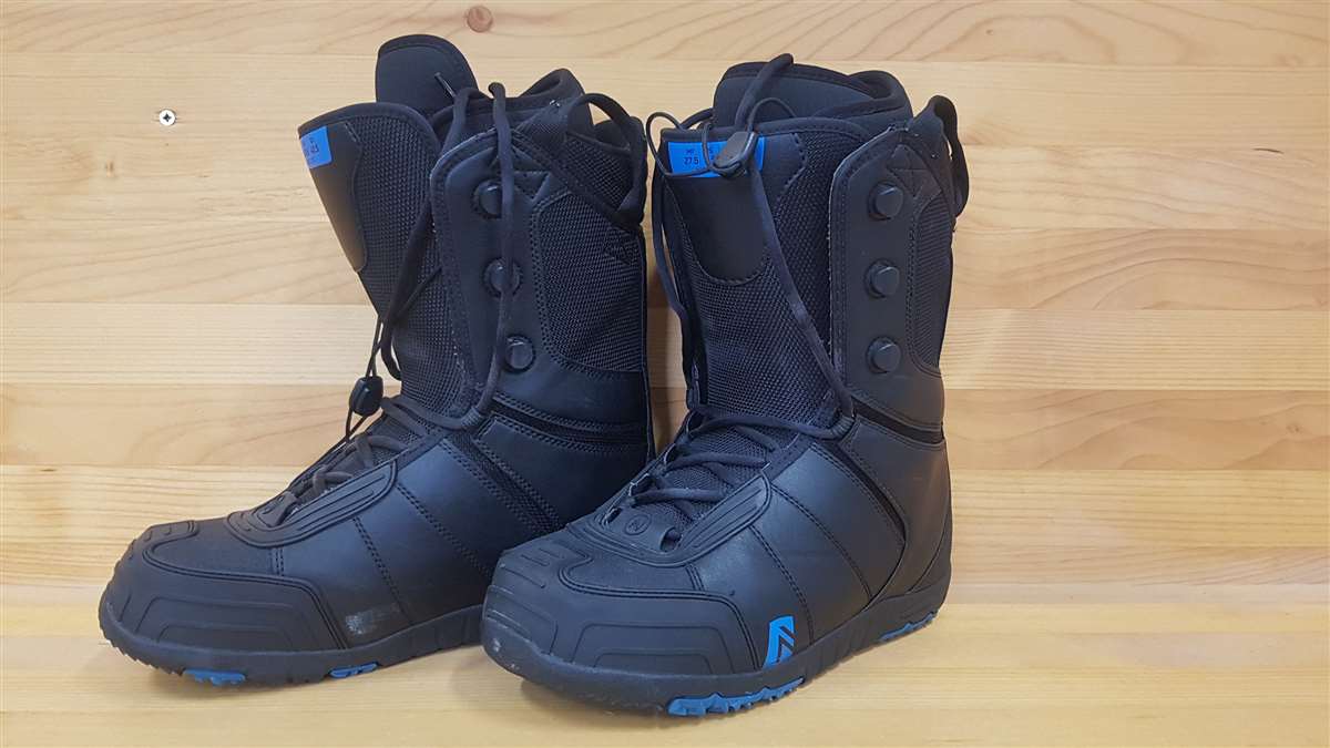 Bazárové snowboardové boty NIDECKER
