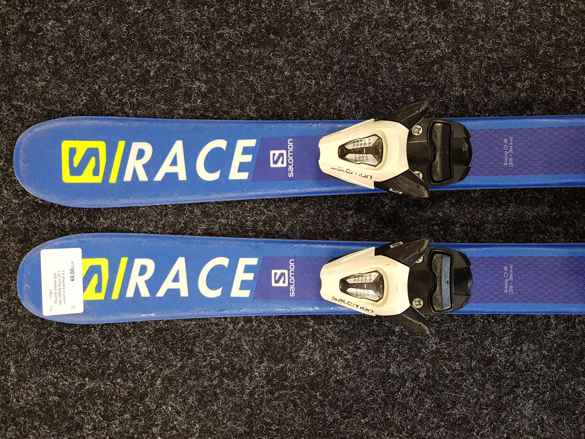 Skis enfant d'occasion SALOMON Race JR + fixations Salomon 4.5