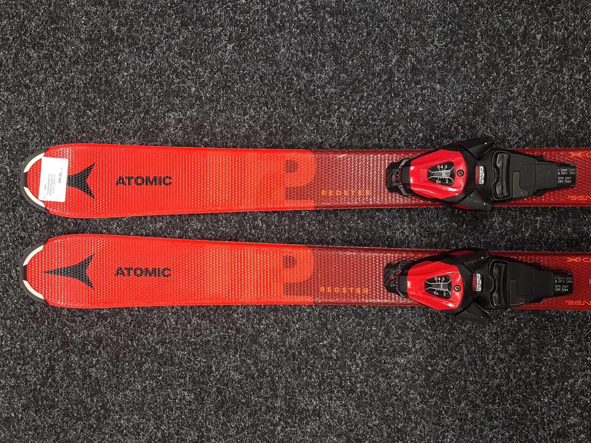 Gebrauchte Kinderski ATOMIC Redster J2 + Atomic 6 Bindungen