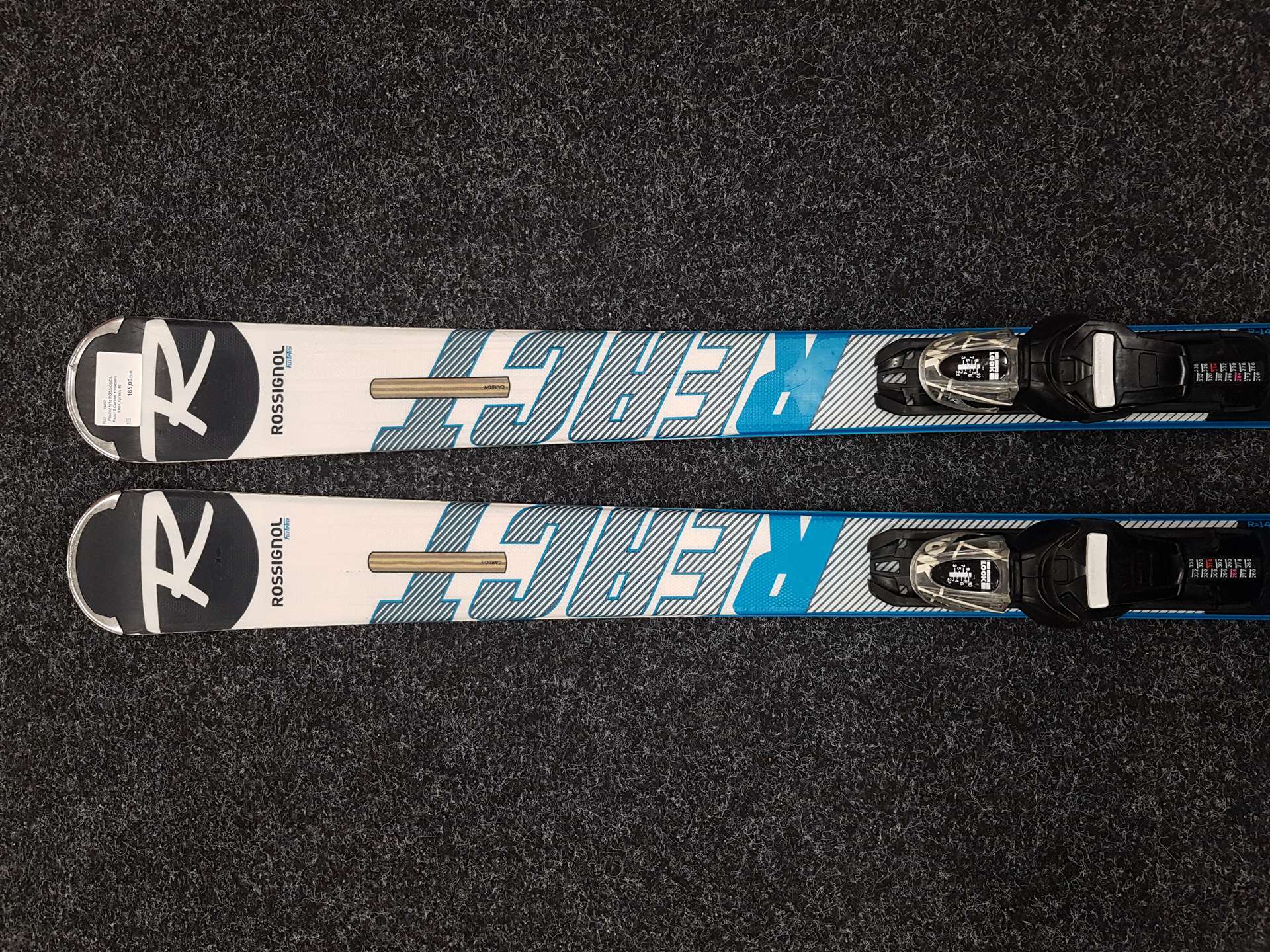 Skis ROSSIGNOL React 2 Carbon d'occasion + fixations Look Xpress 10