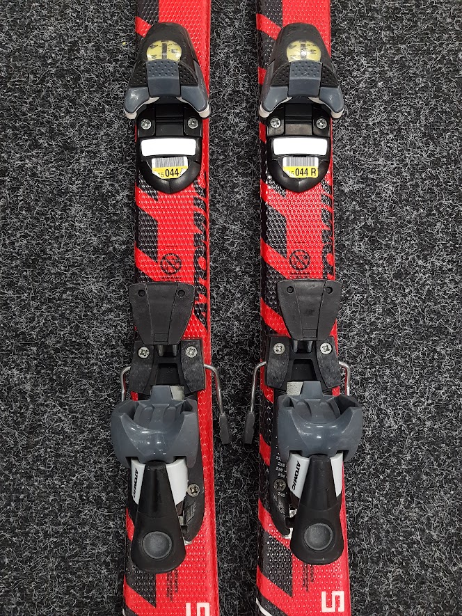 Atomic Race 5 Basar-Ski