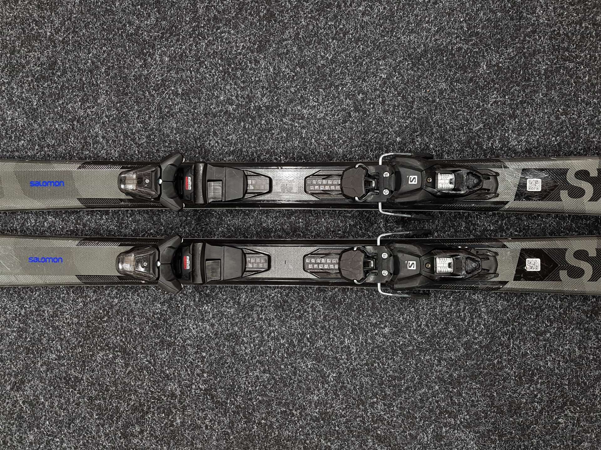 Esquís SALOMON S/Force SX usados + fijaciones Salomon M 10