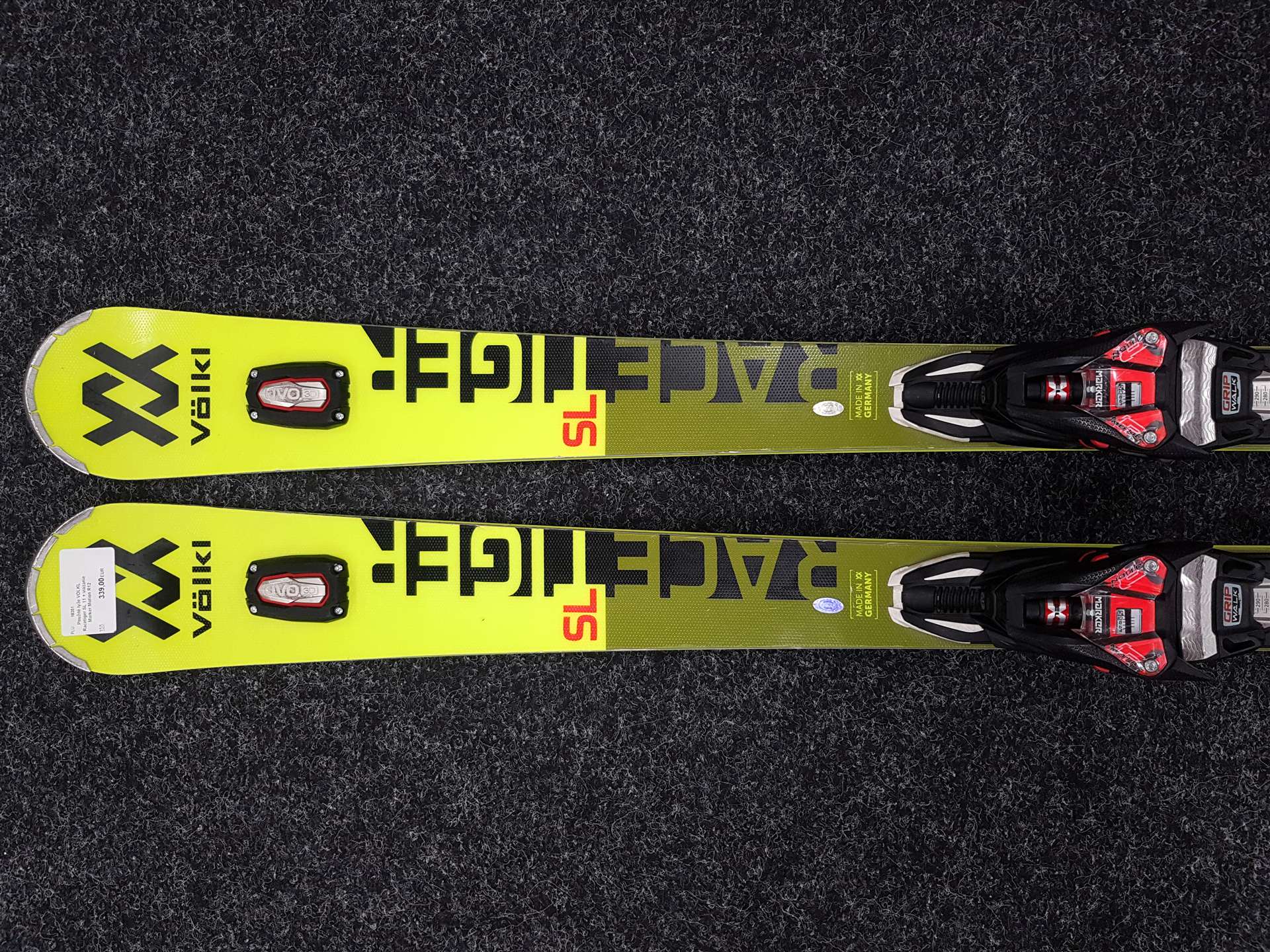 Schiuri VOLKL Racetiger SL 11 folosite + legături Marker Motion R12