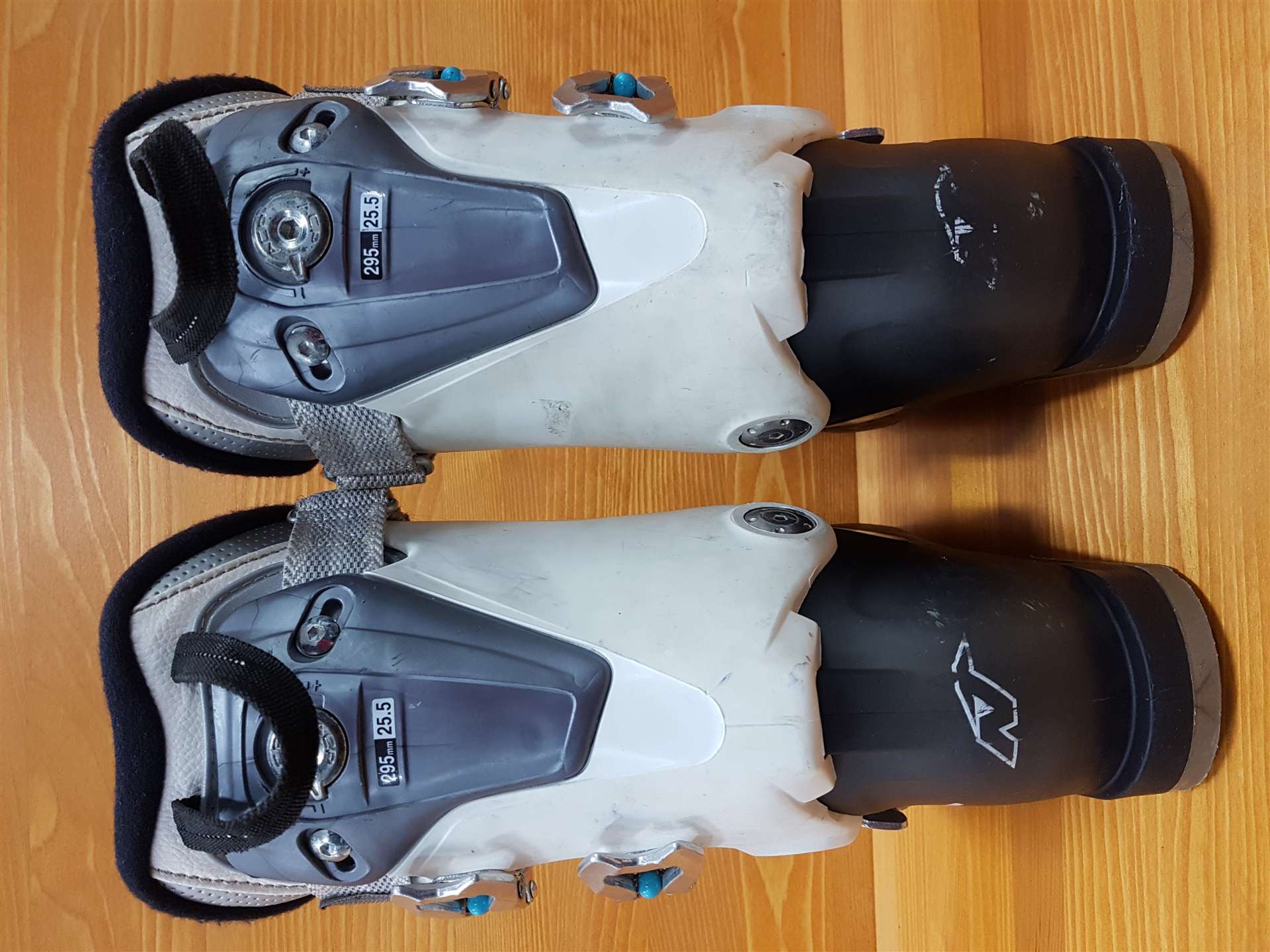 Clăpari schi second-hand NORDICA Nxt 85 W R