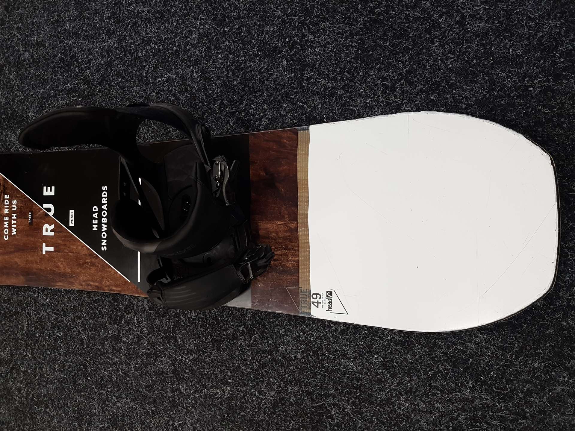 Gebrauchtes HEAD True Snowboard + Head Bindungen Größe L