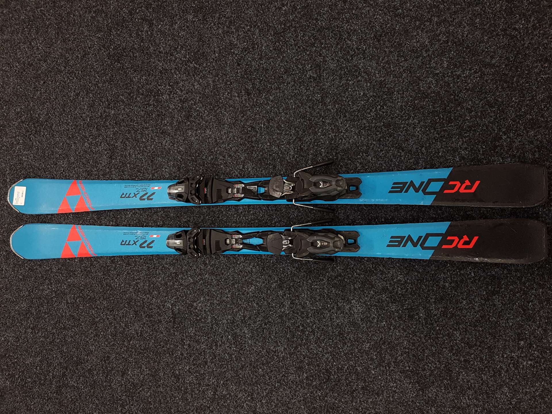 Použité lyže FISCHER XTR 77 + viazanie Fischer RSW 10